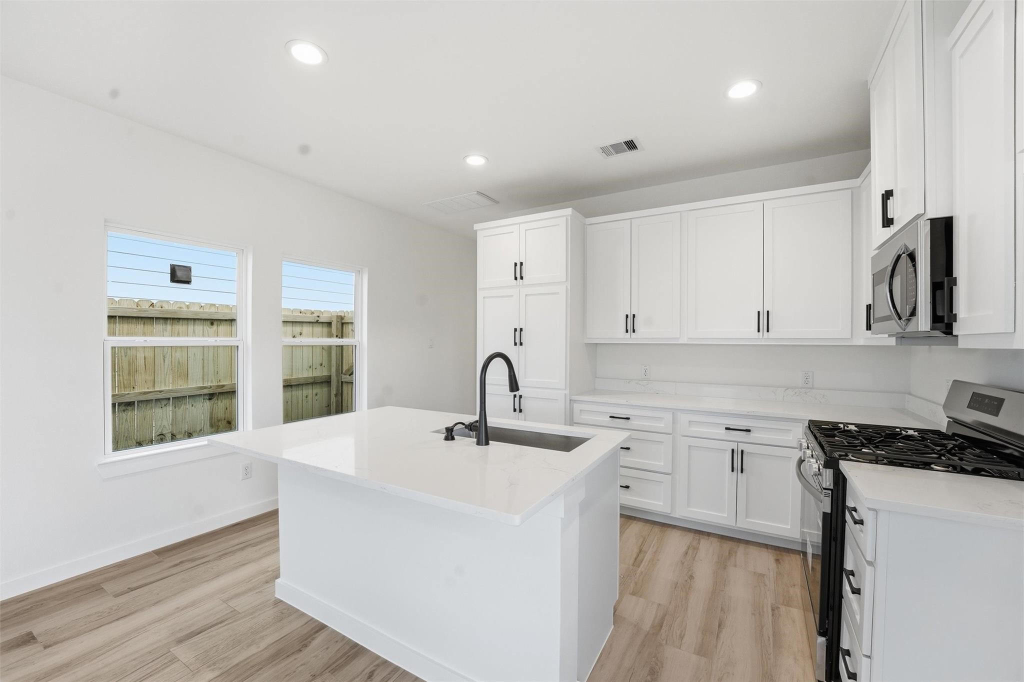 530 N 4th Street