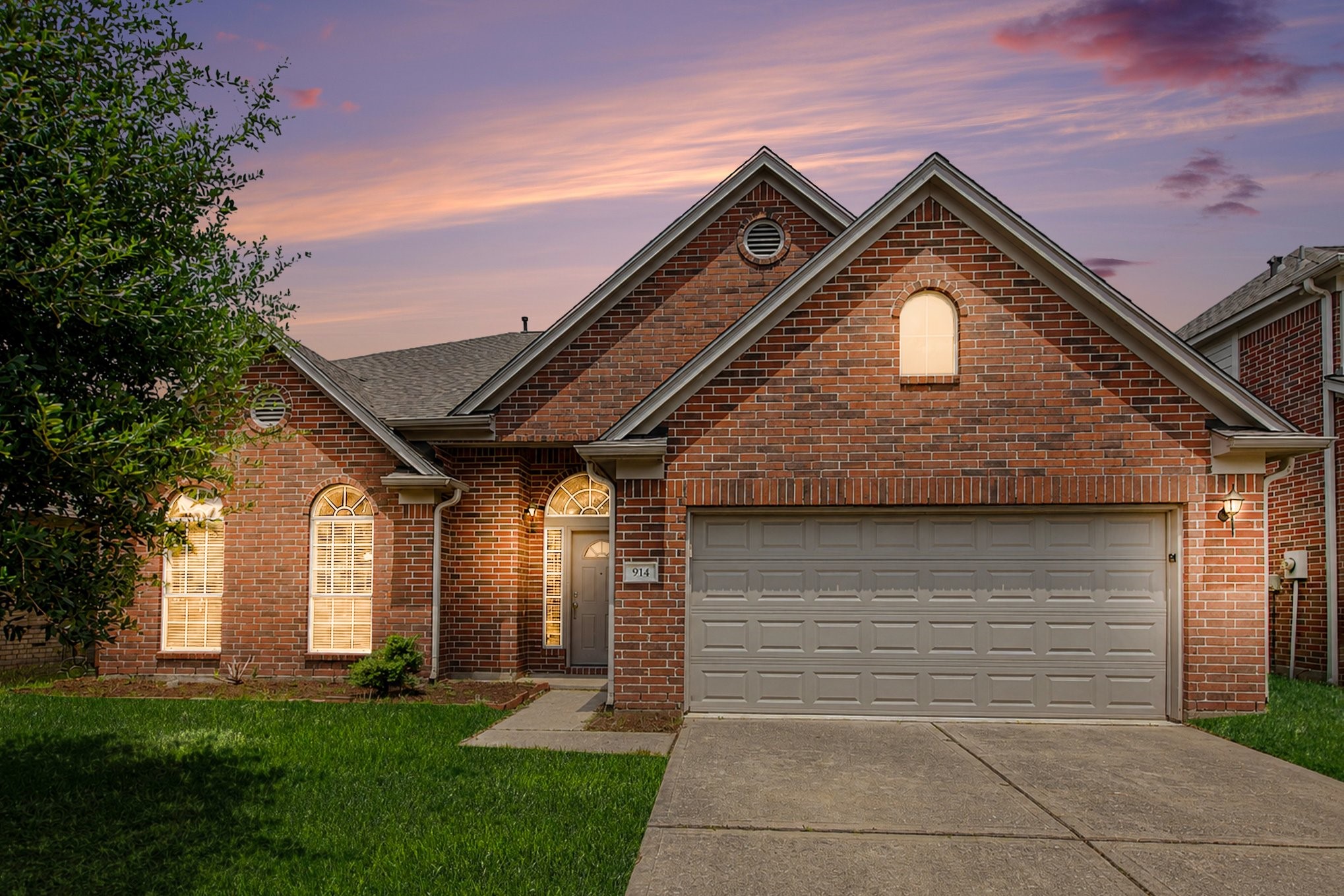 Listing photo 1