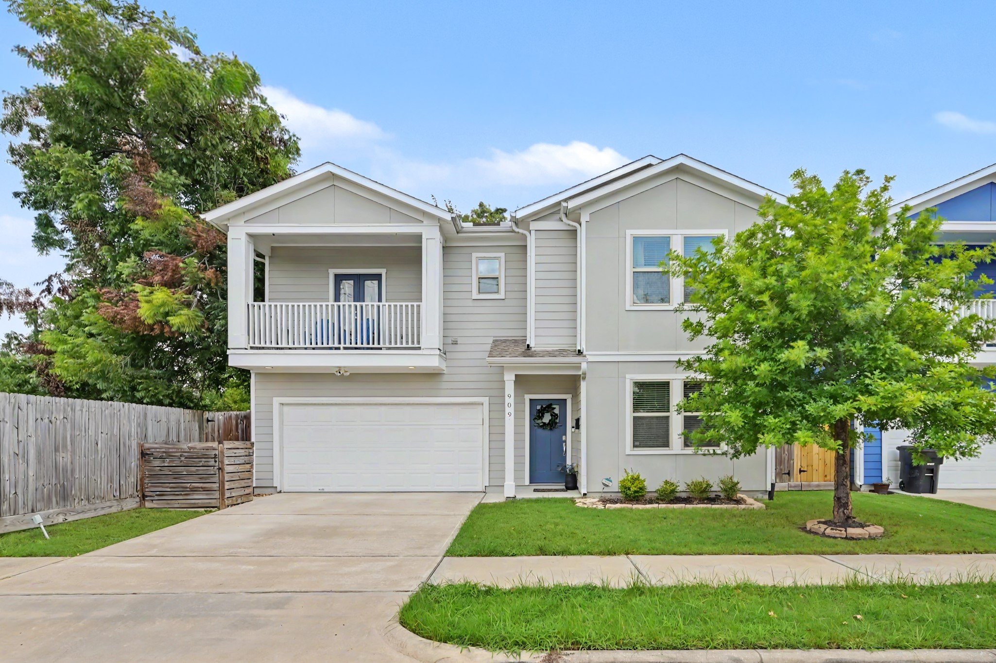 Listing photo 1