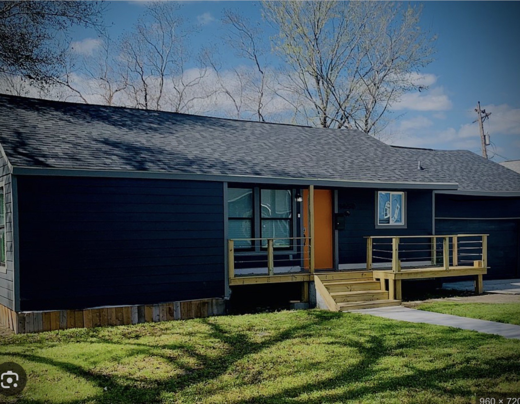 Listing photo 1