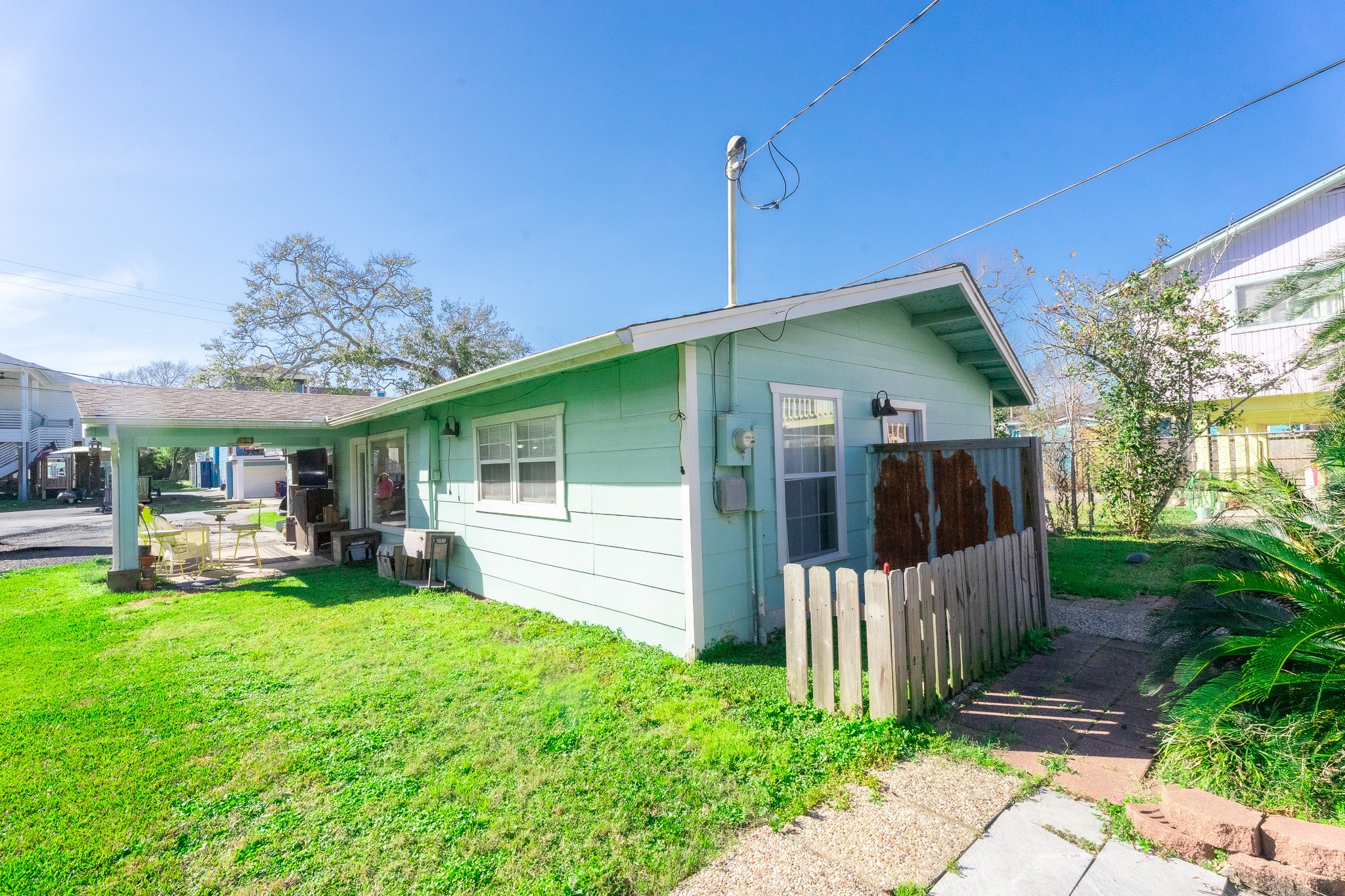 Listing photo 4