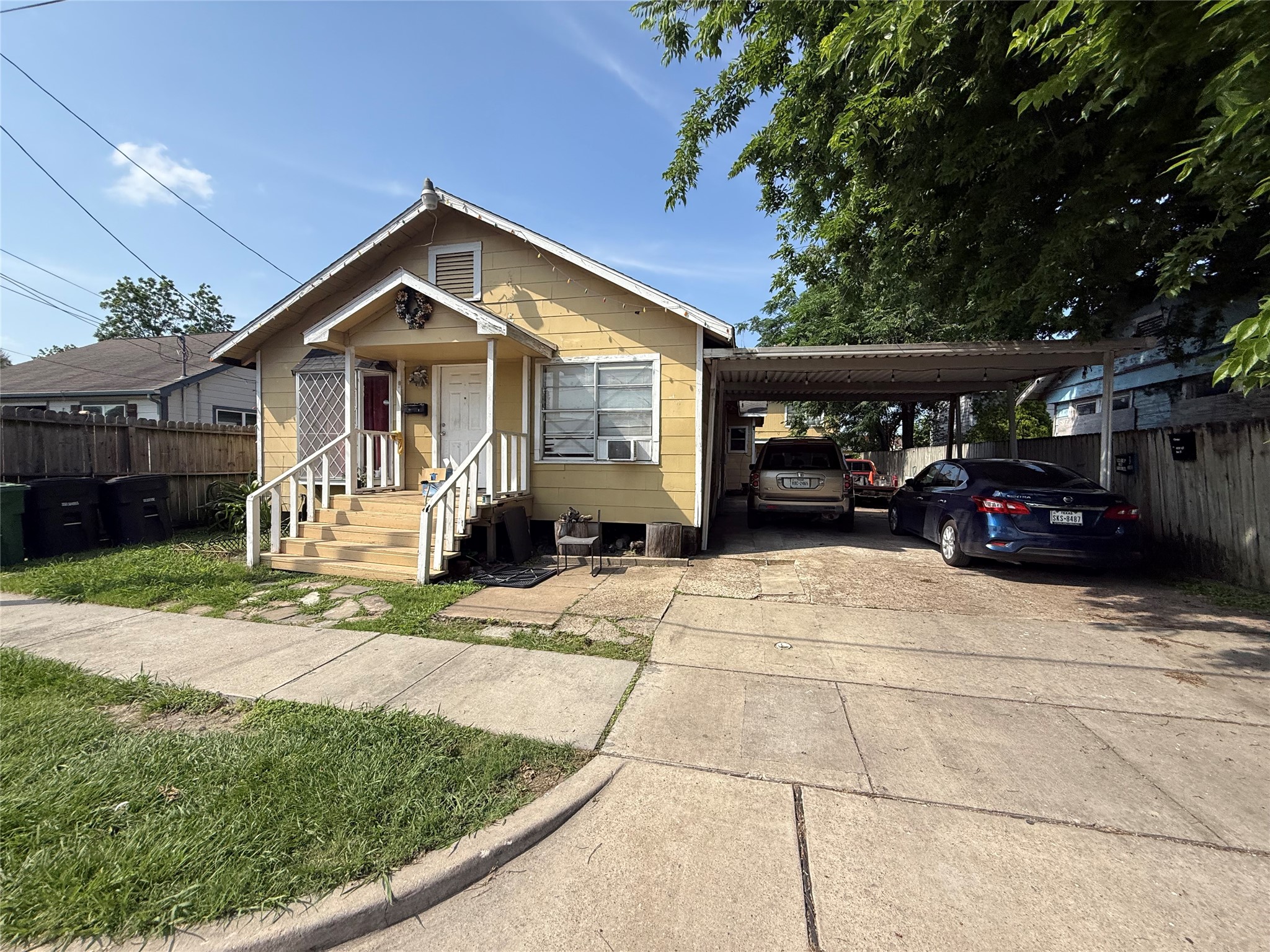 Listing photo 1