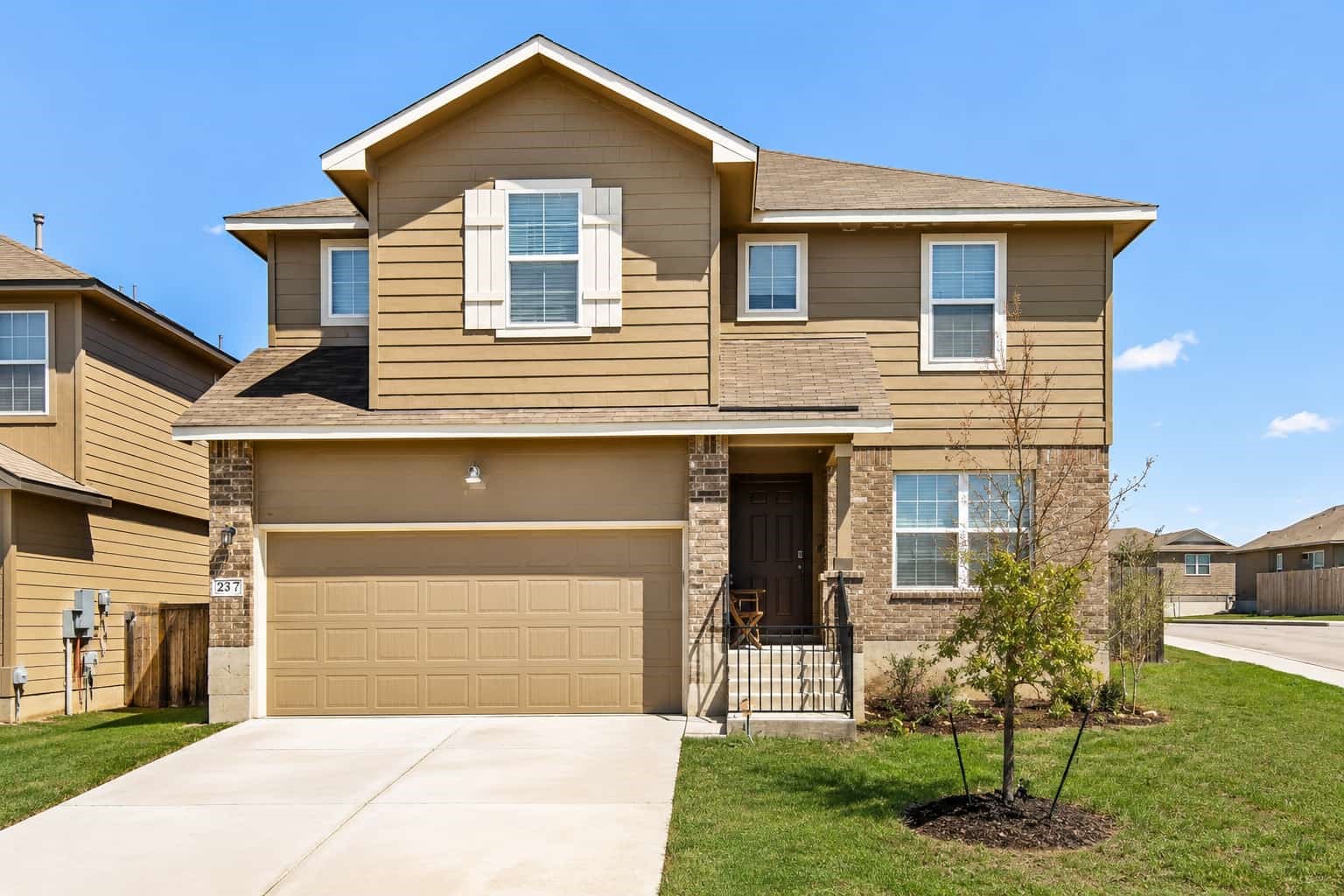 Listing photo 1