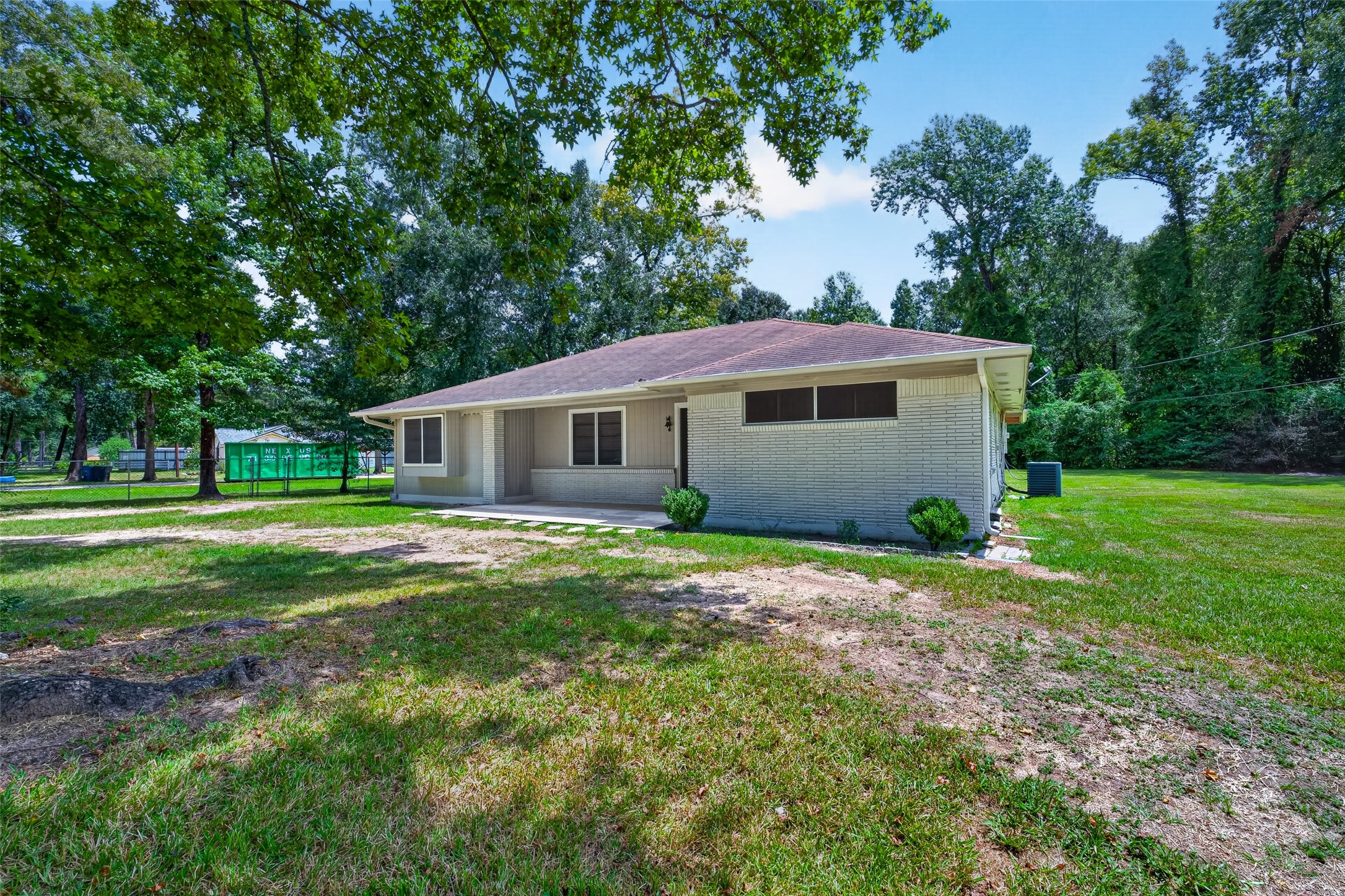 Listing photo 4
