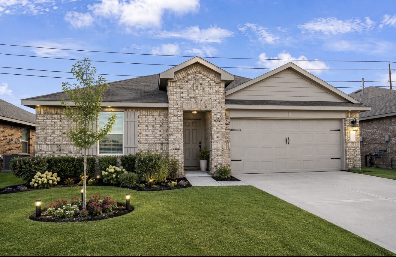 Listing photo 1