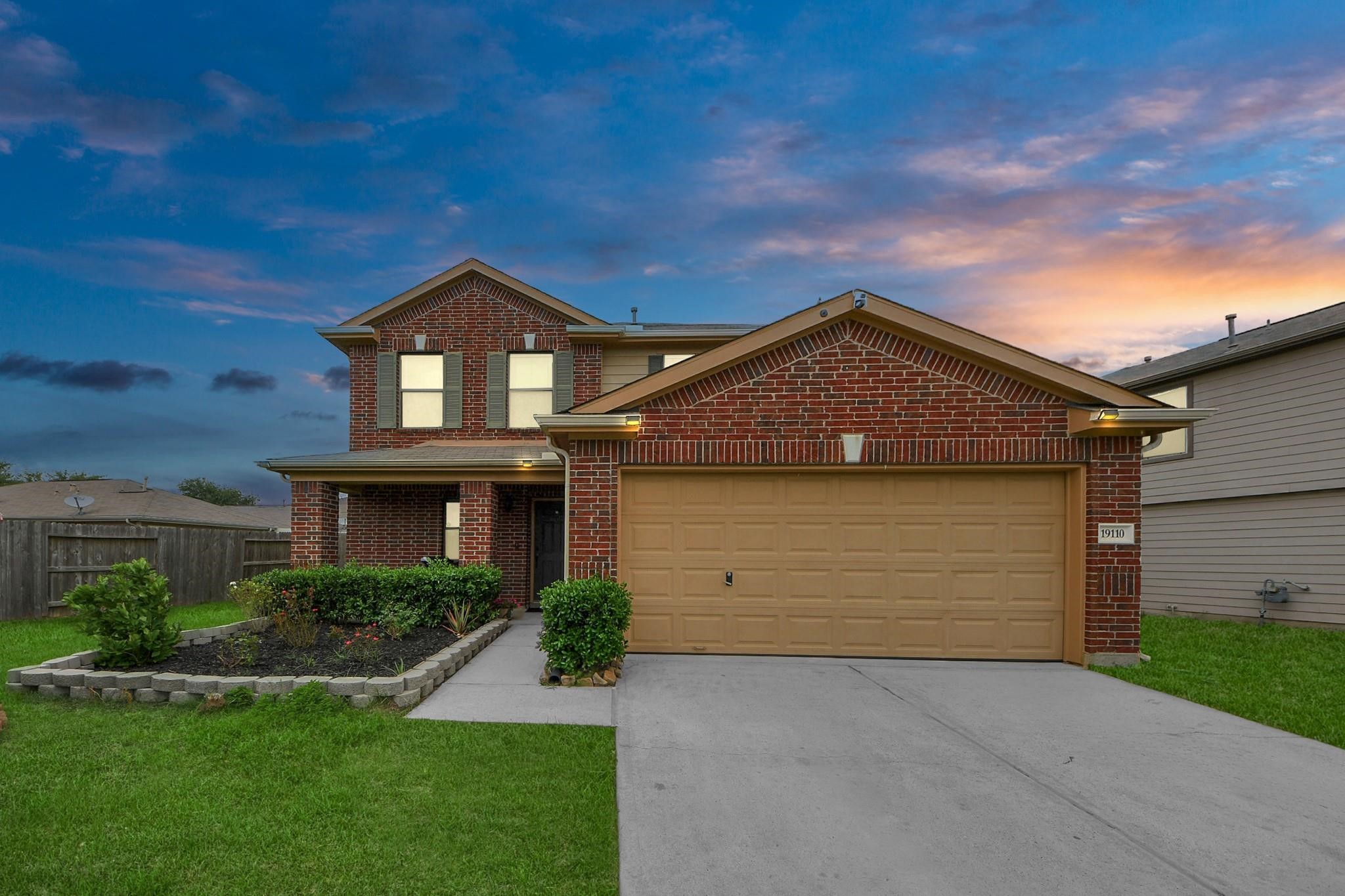 Listing photo 1