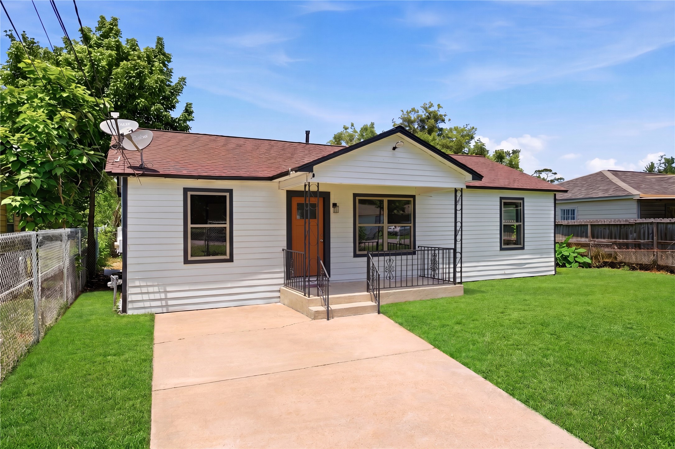 Listing photo 1