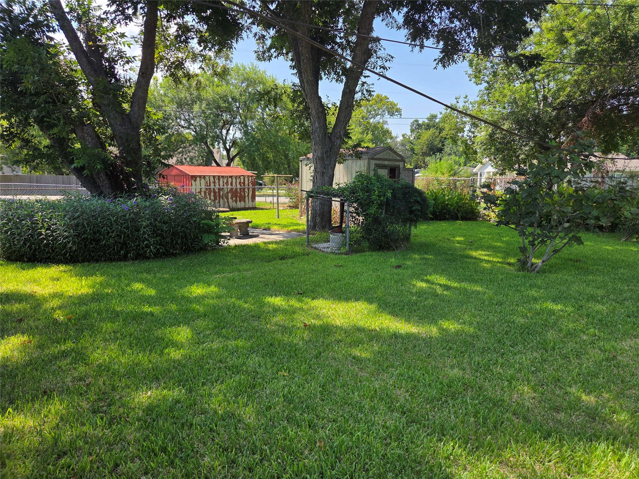 Listing photo 5