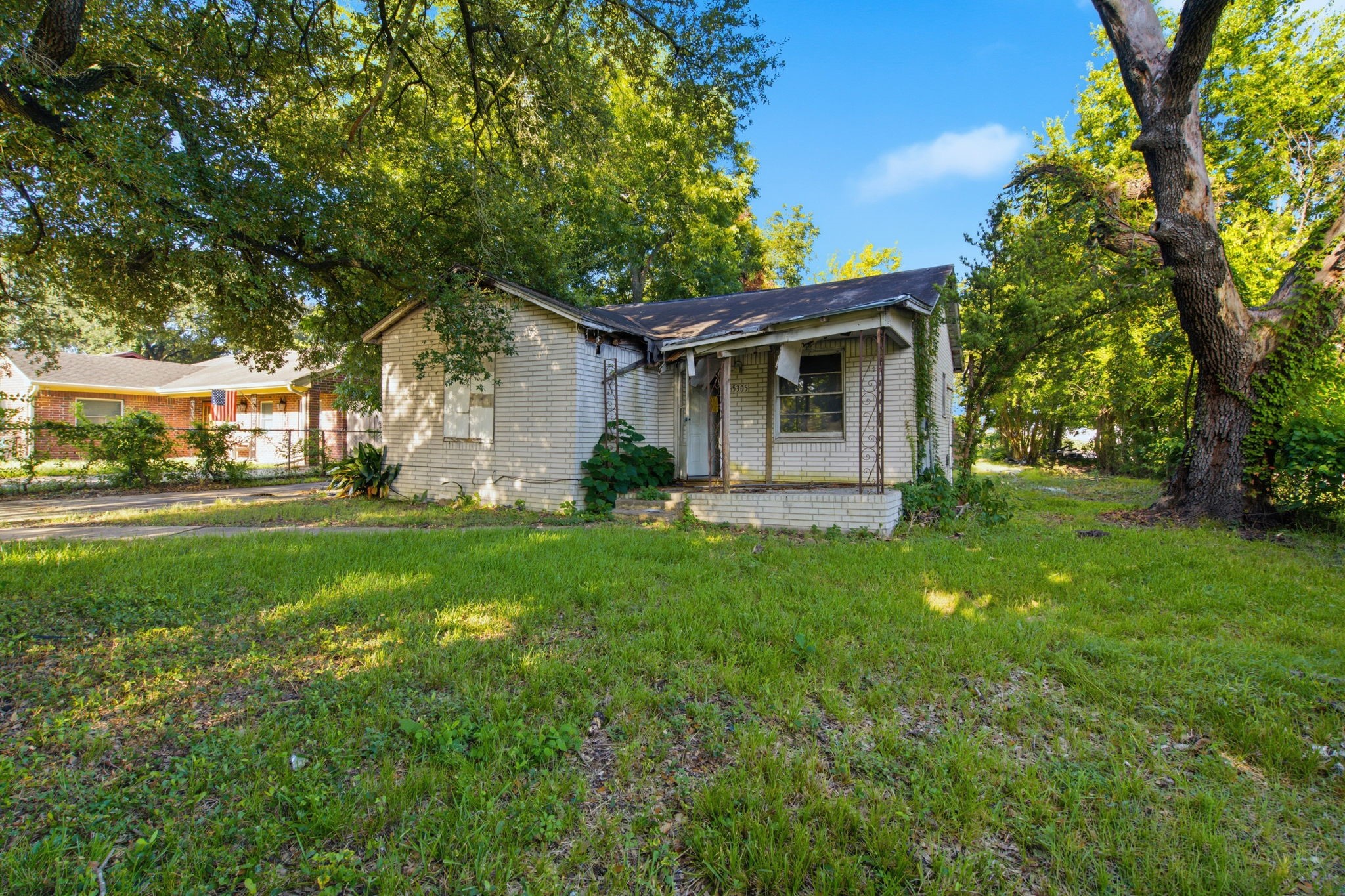 Listing photo 4