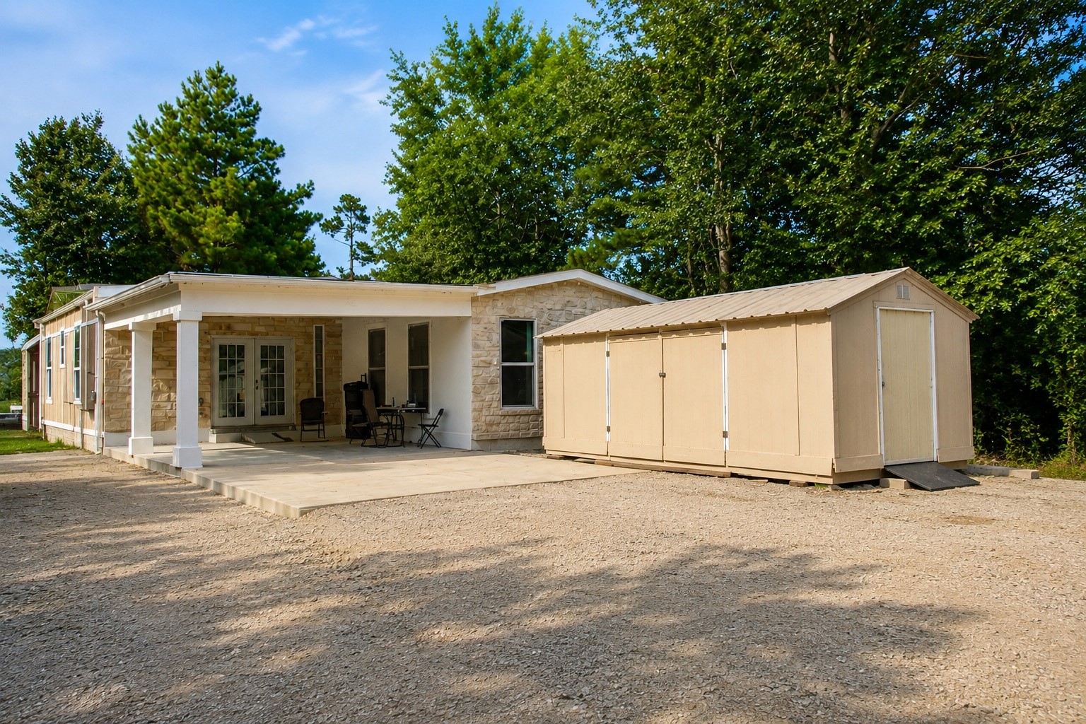 Listing photo 1