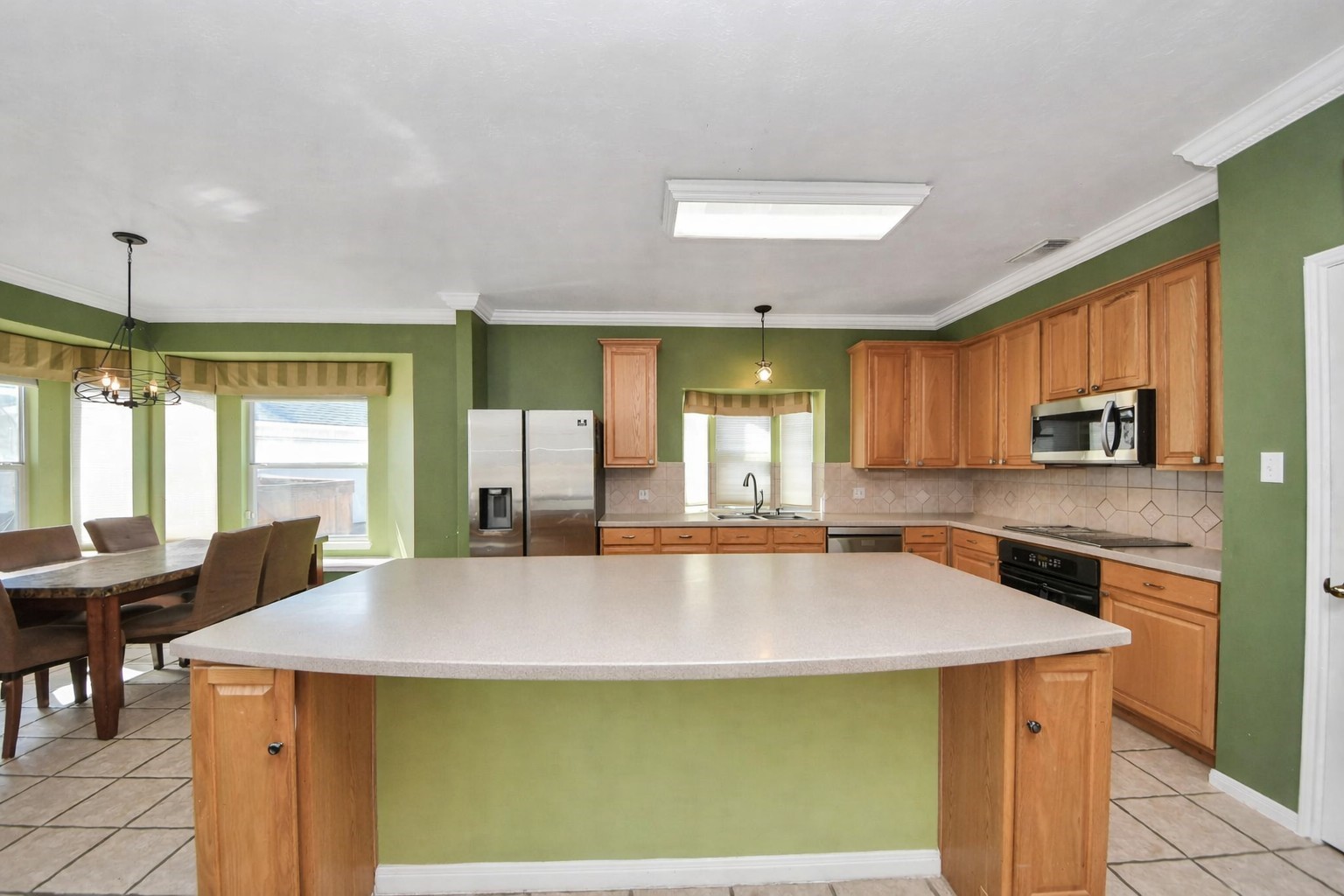 Listing photo 4