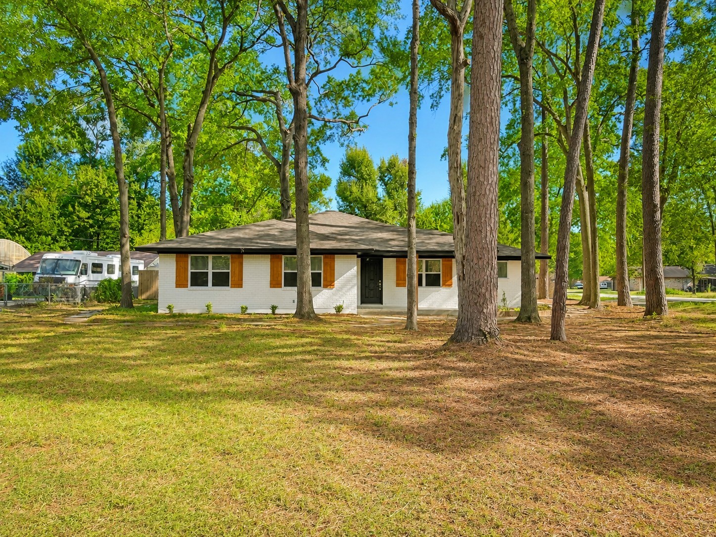 Listing photo 1