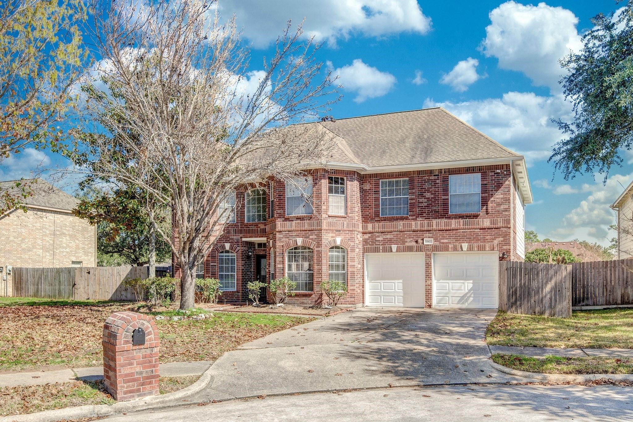 Listing photo 1