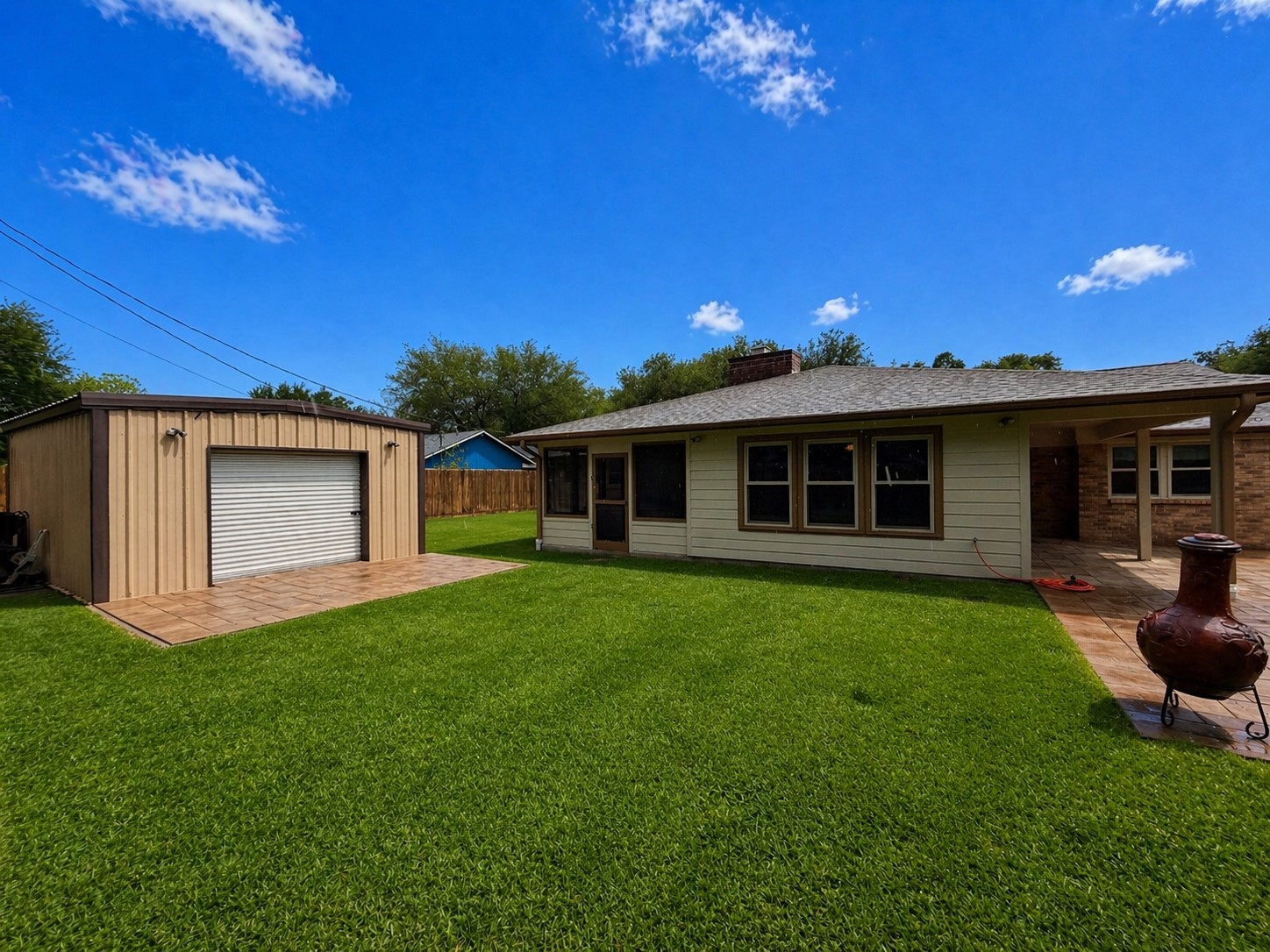 Listing photo 1
