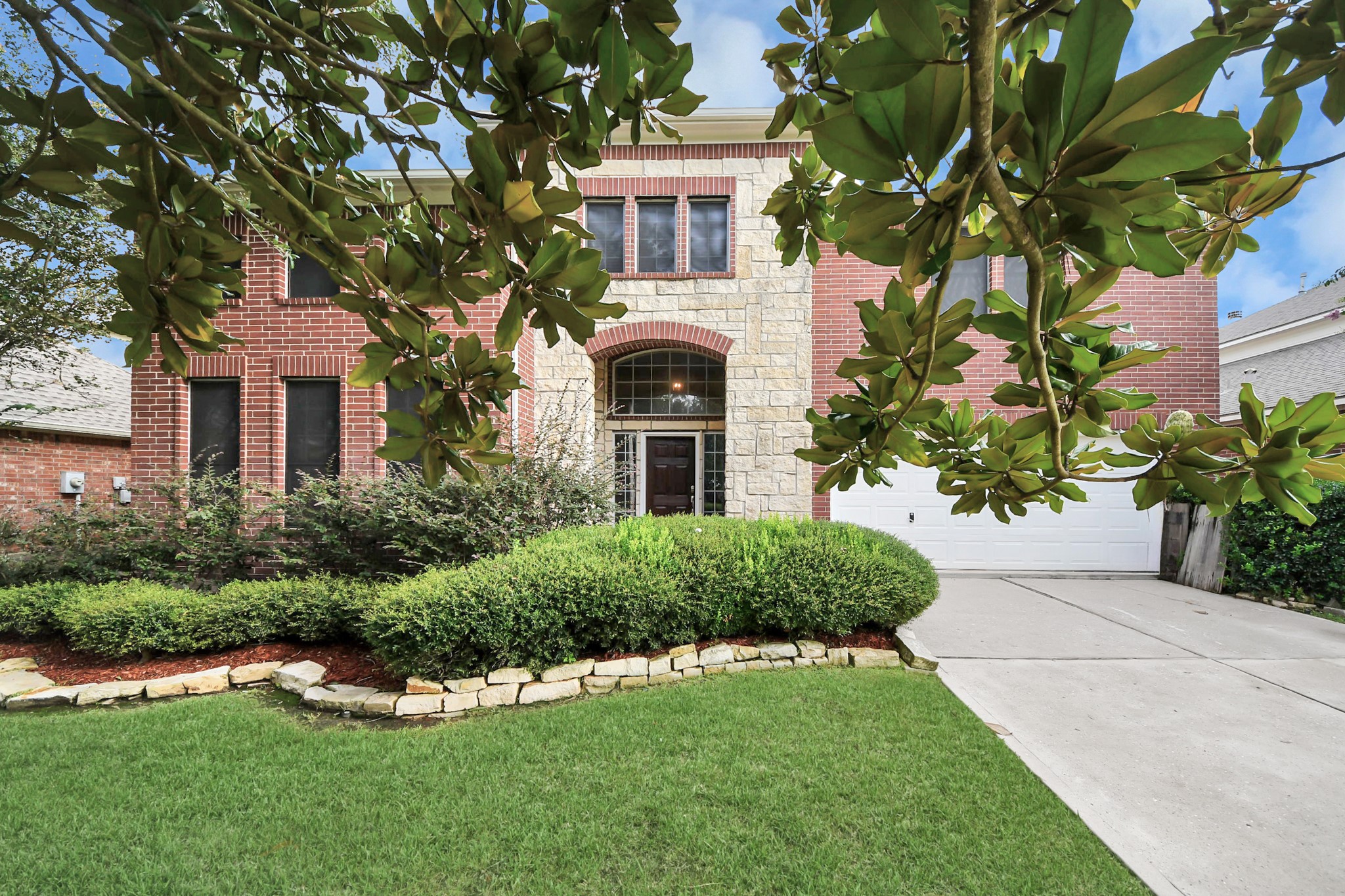 Listing photo 1