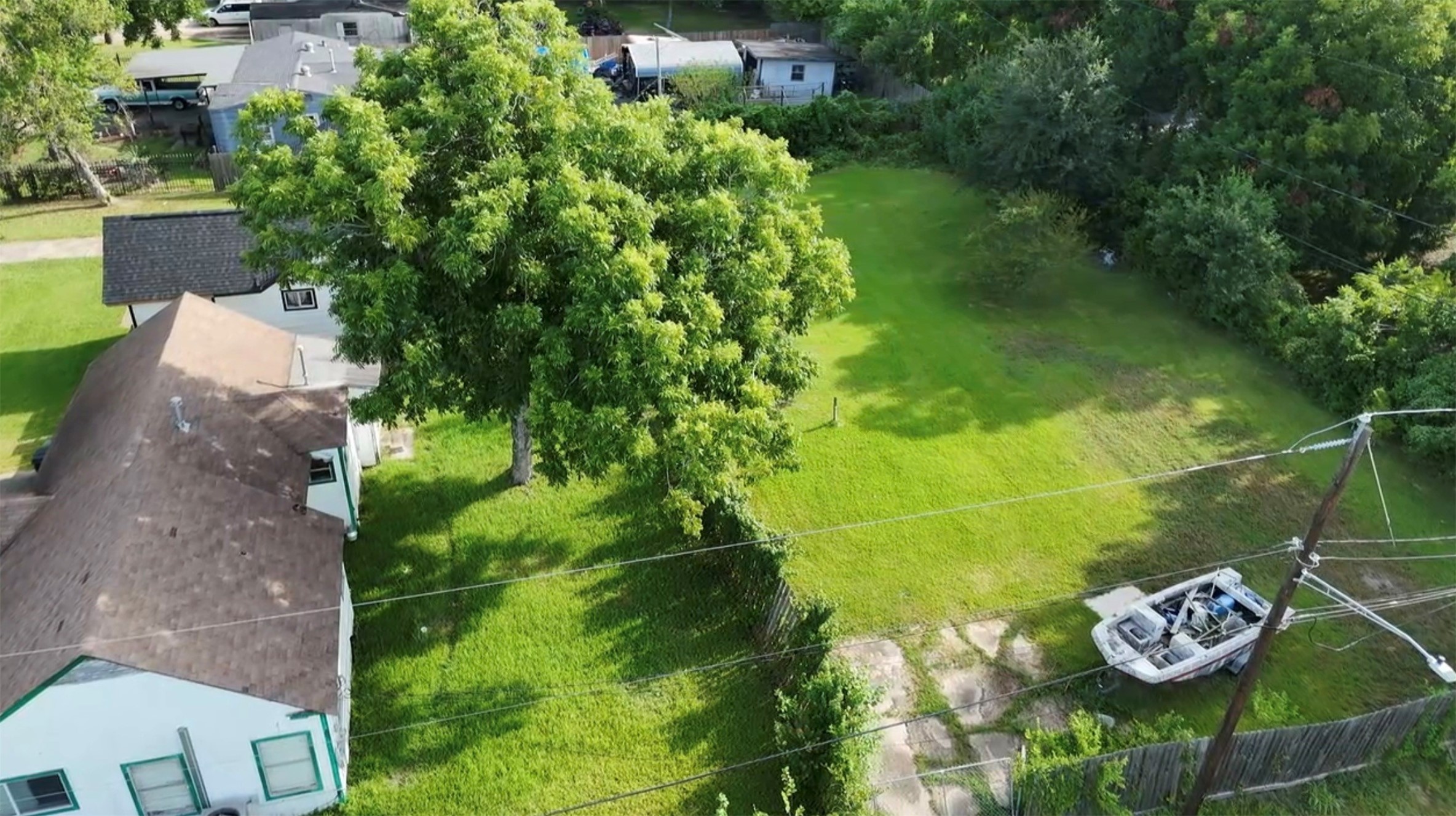 Listing photo 5