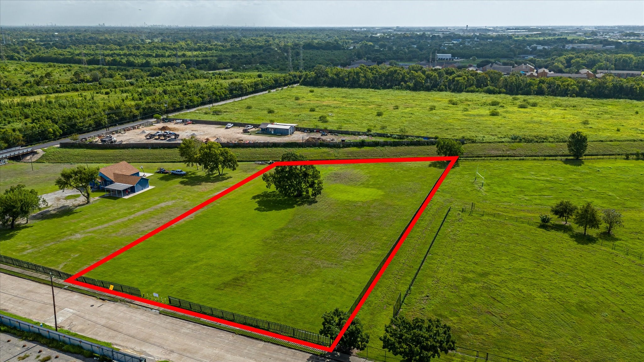 Listing photo 4
