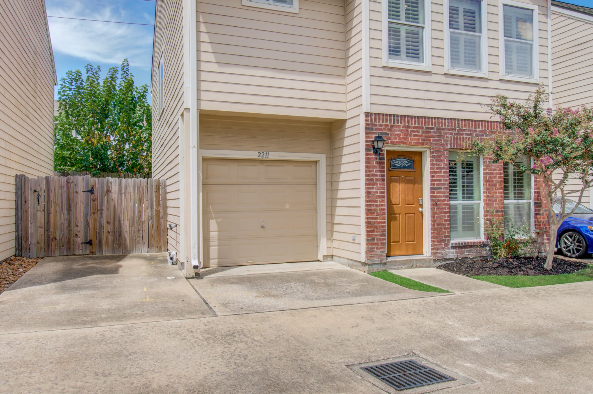 Listing photo 5