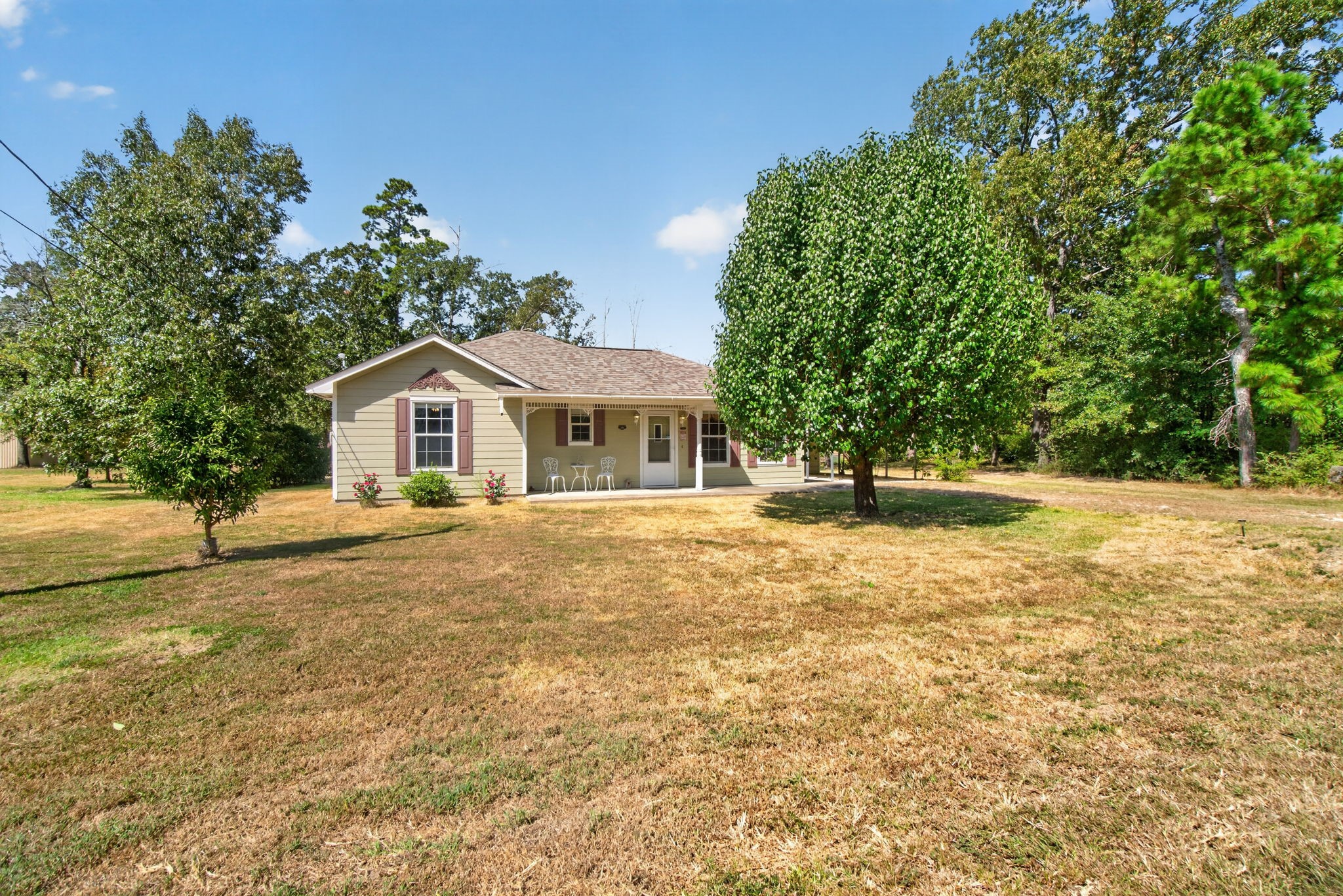 Listing photo 3
