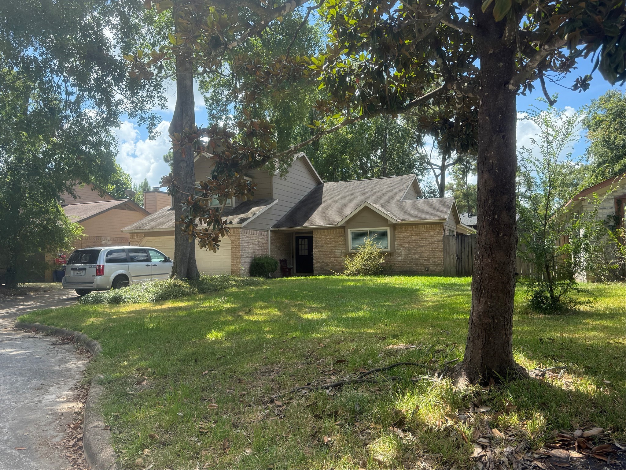 Listing photo 3