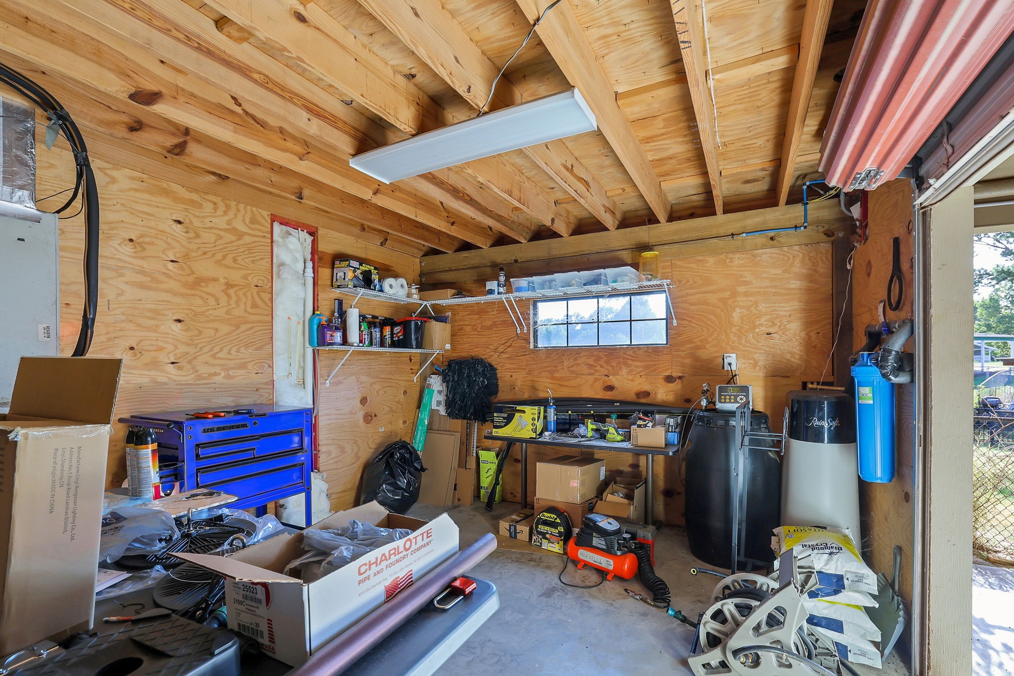 Listing photo 5