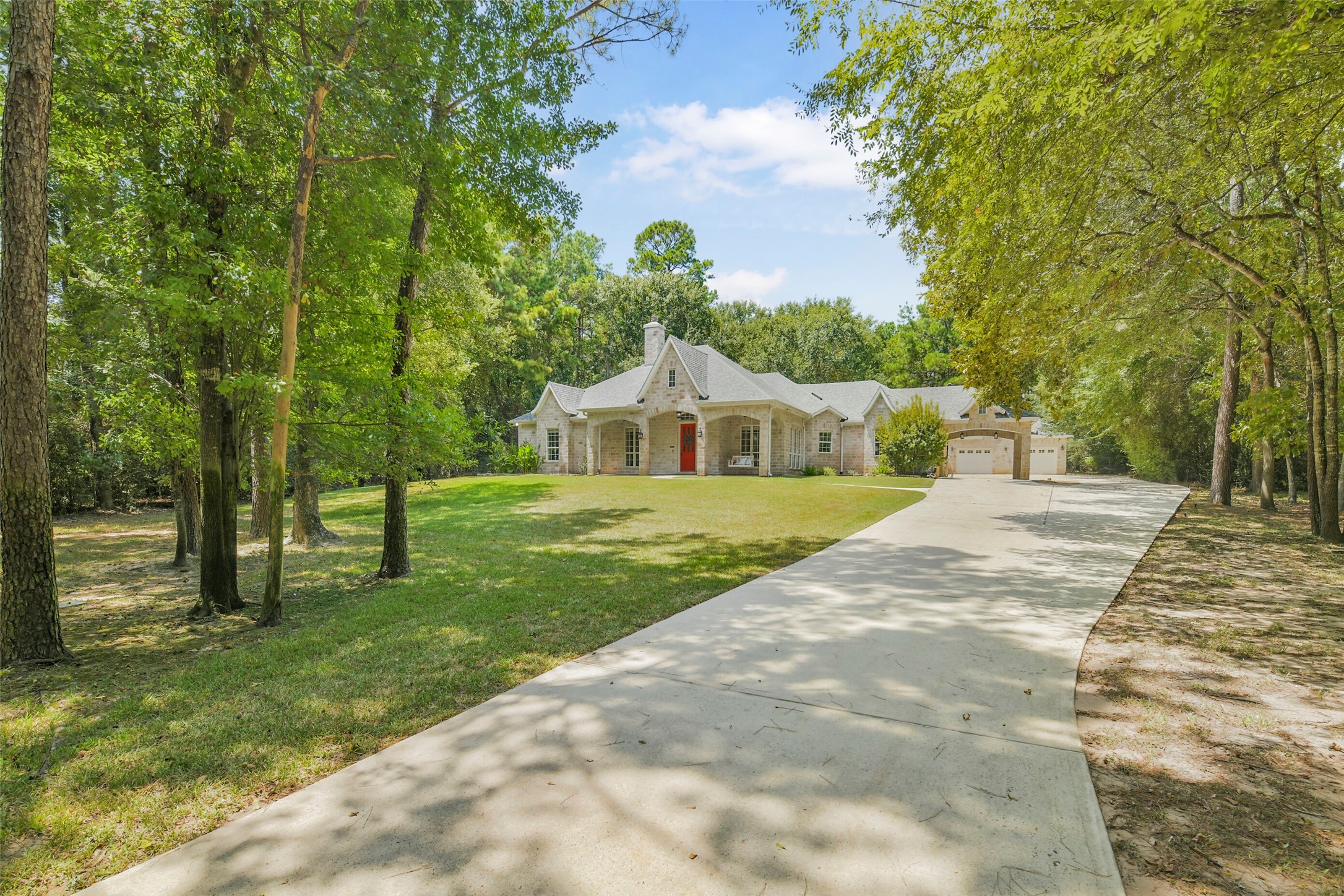 Listing photo 1
