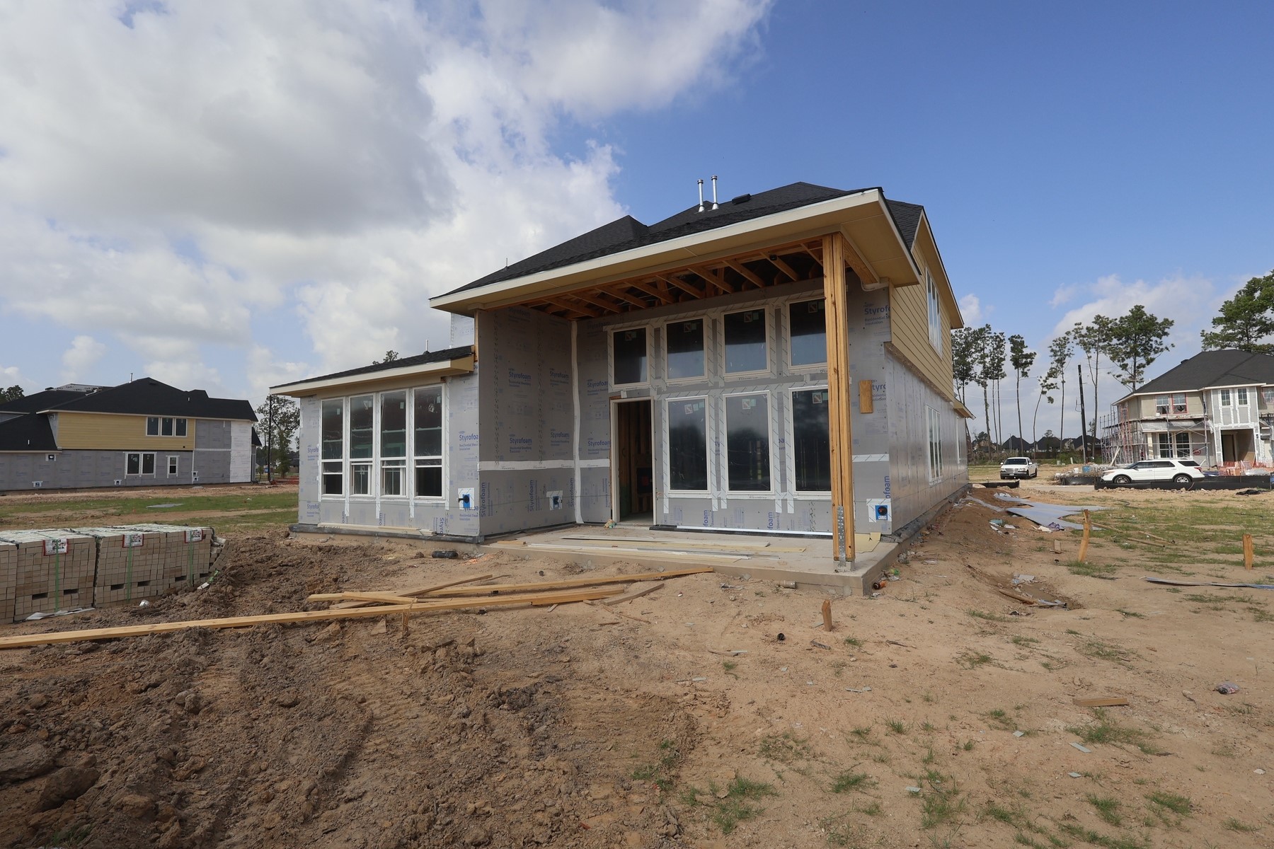Listing photo 1