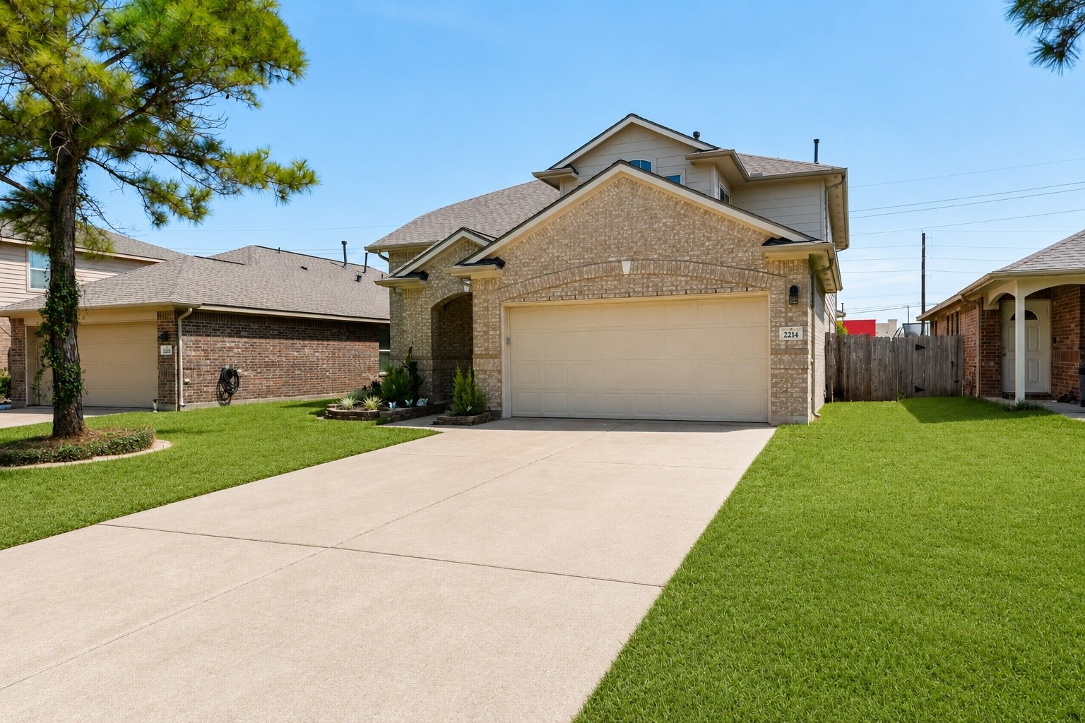 Listing photo 1