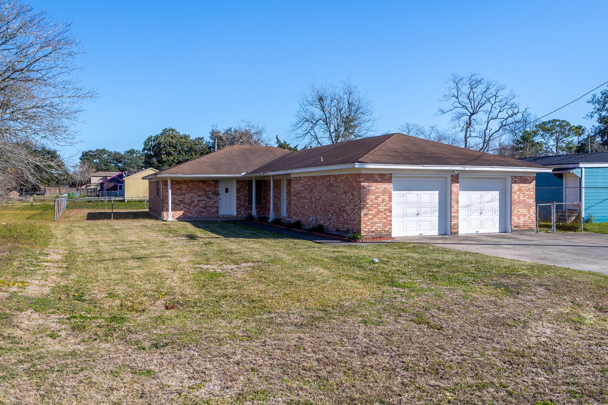 Listing photo 1