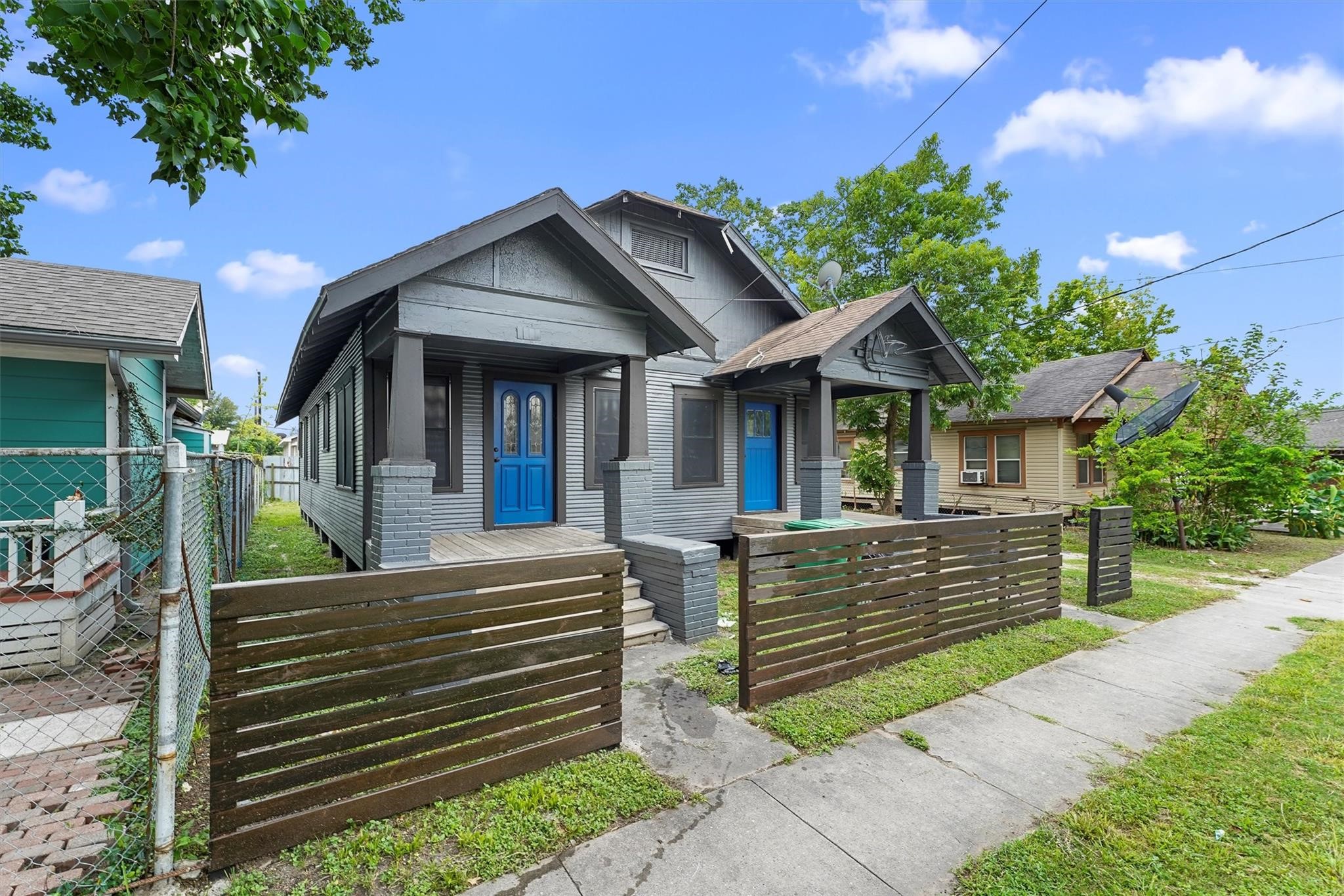 Listing photo 1