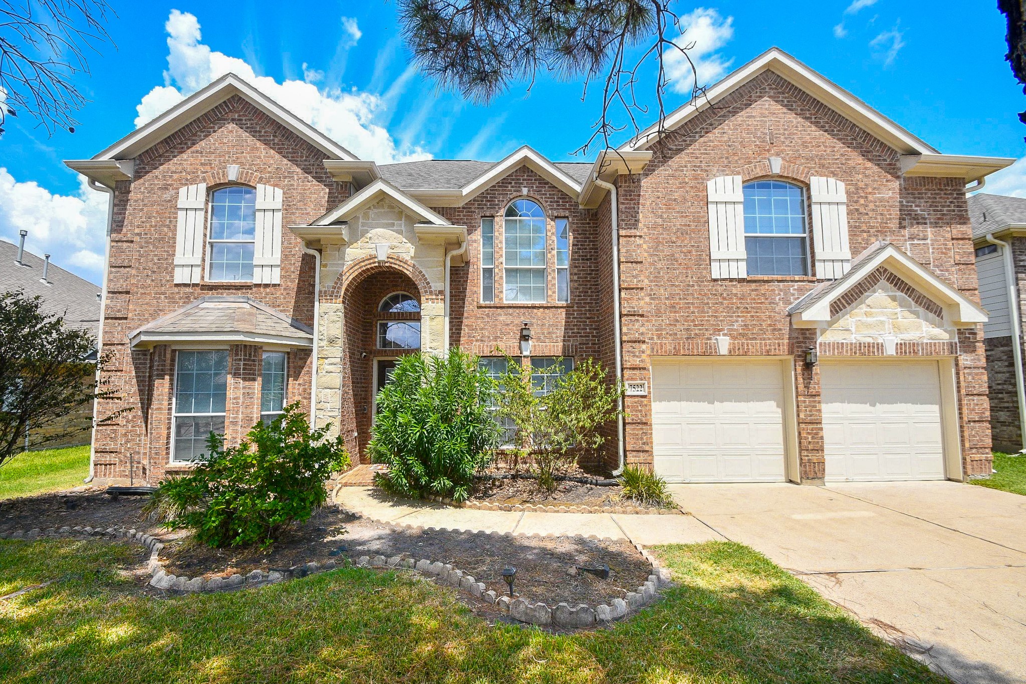 Listing photo 1