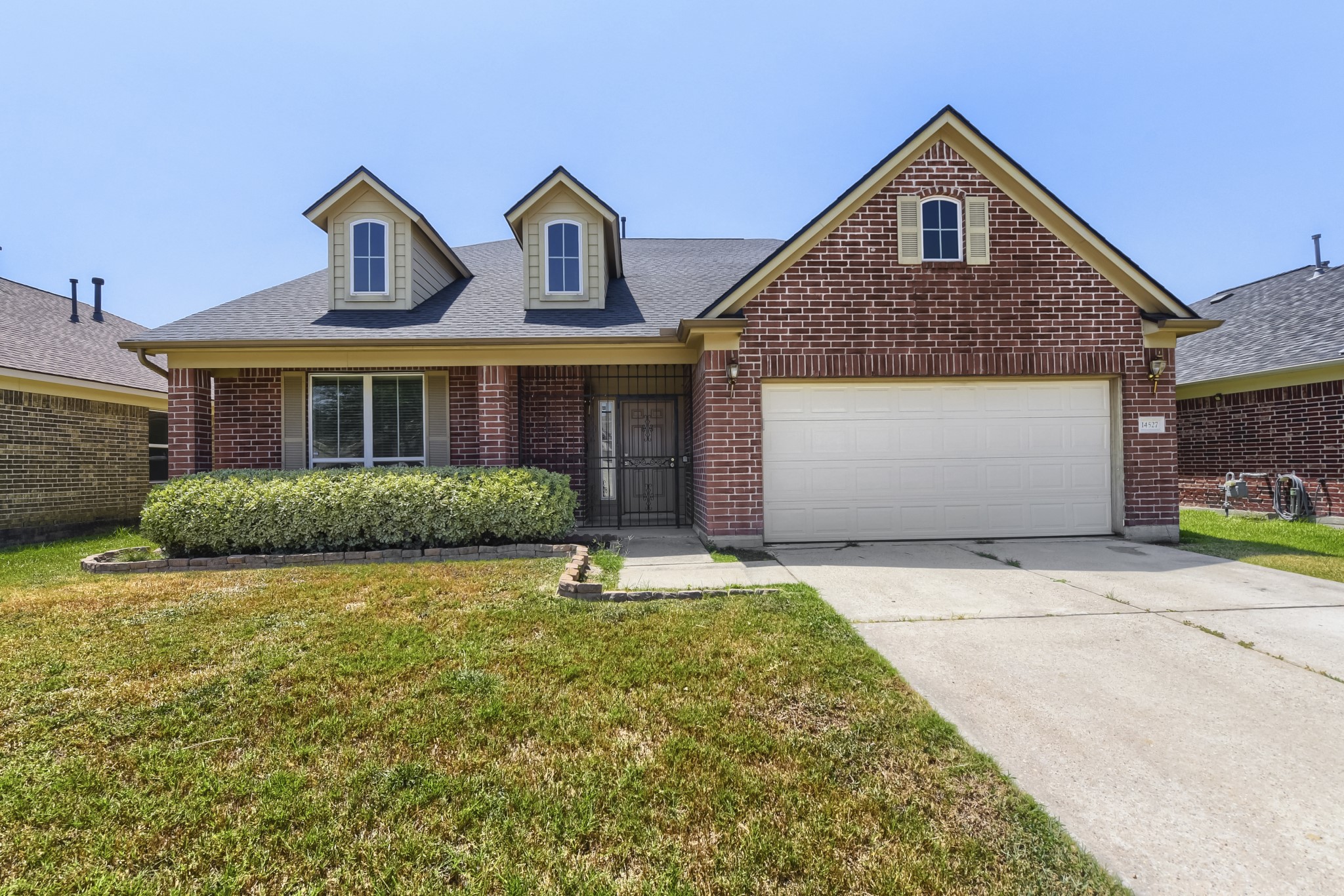 Listing photo 1