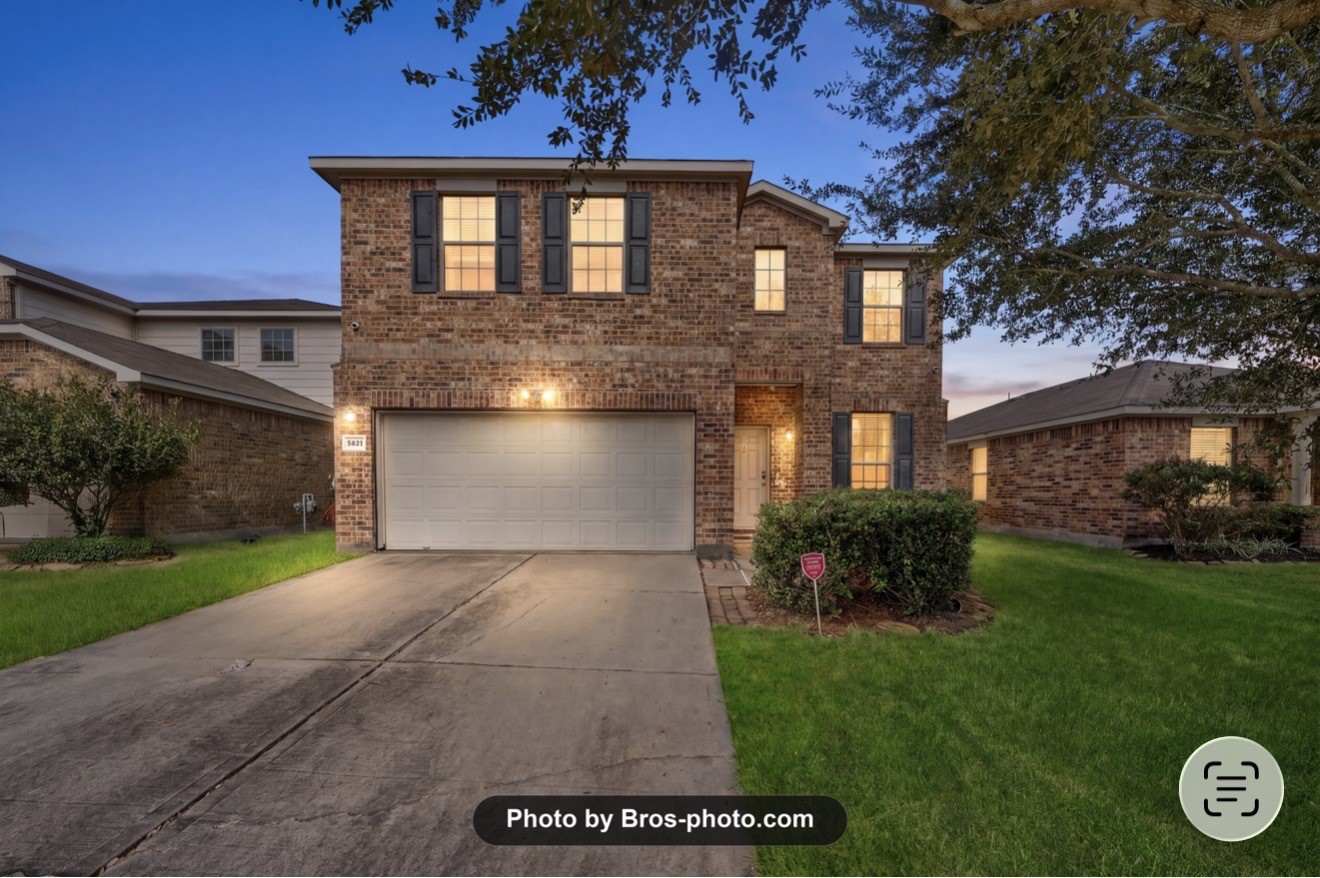 Listing photo 1