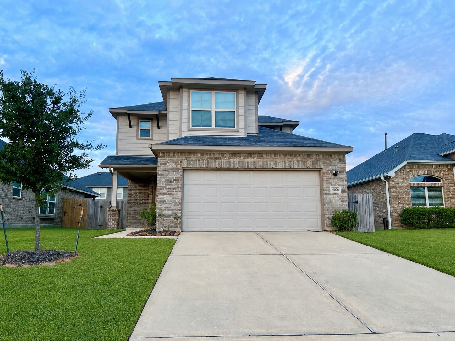 Listing photo 1