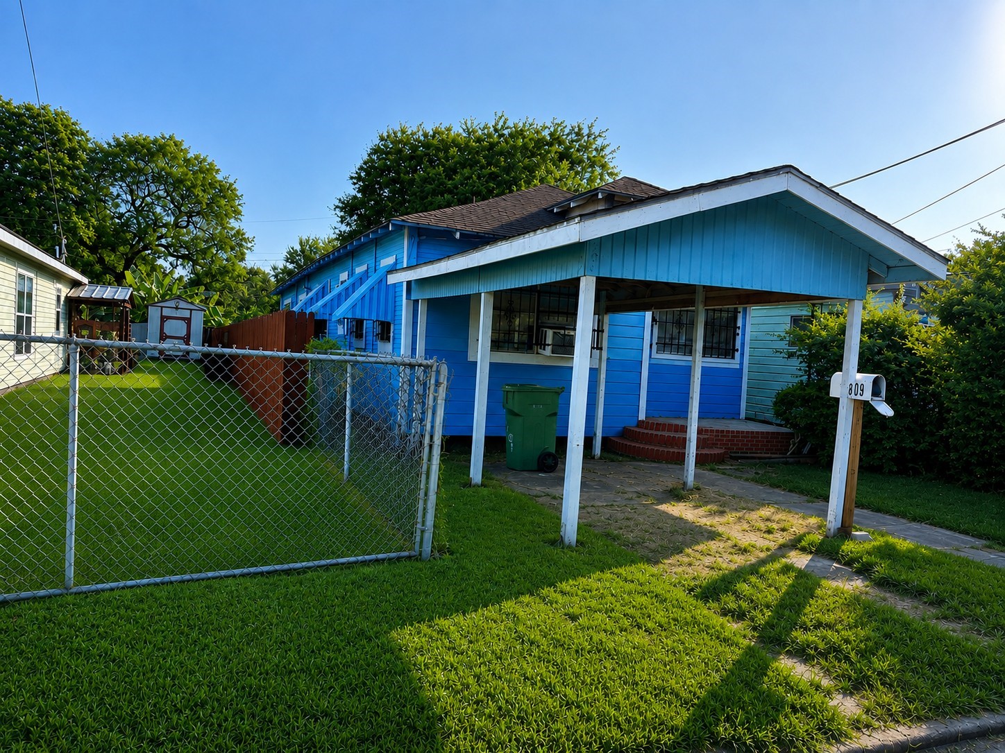 Listing photo 1