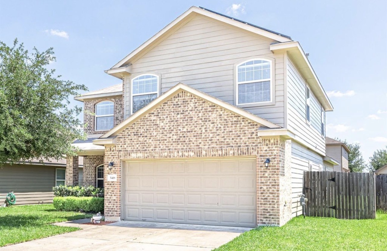 Listing photo 1
