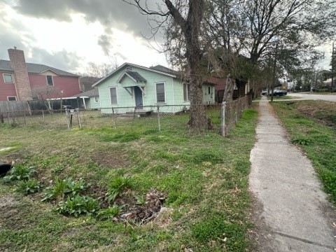 Listing photo 4