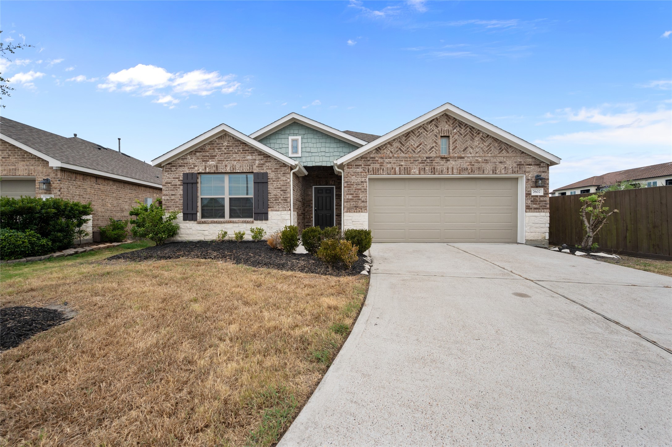 Listing photo 1