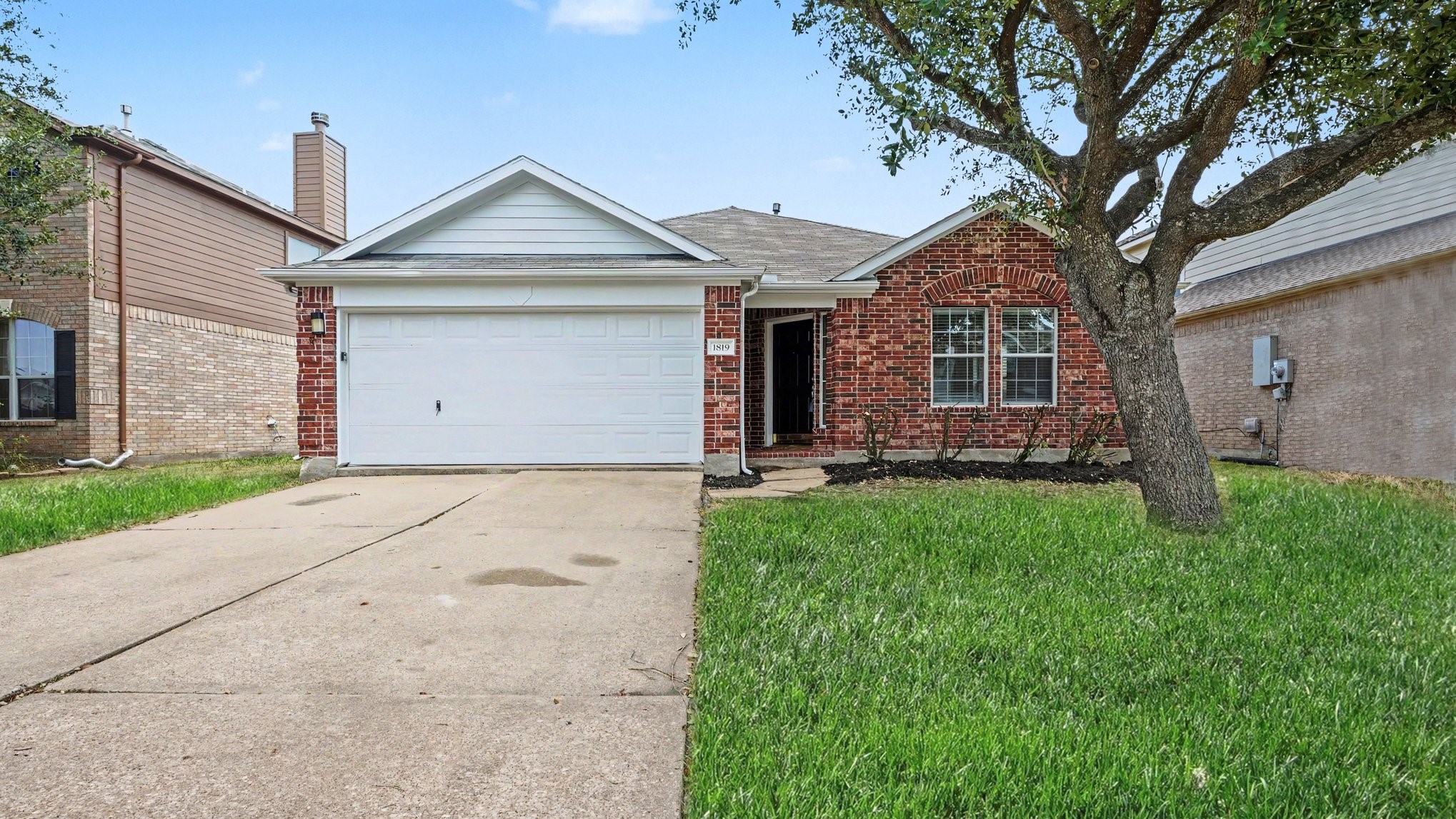 Listing photo 1