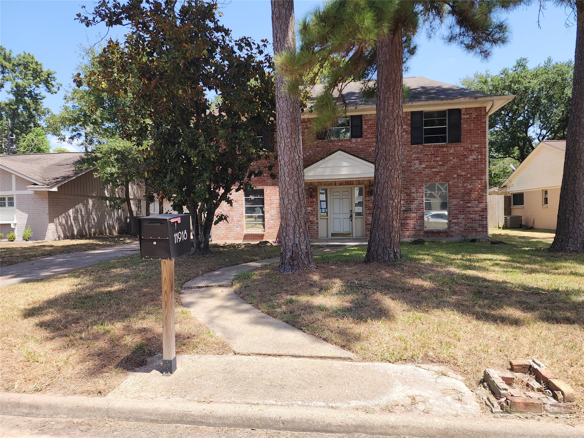 Listing photo 1