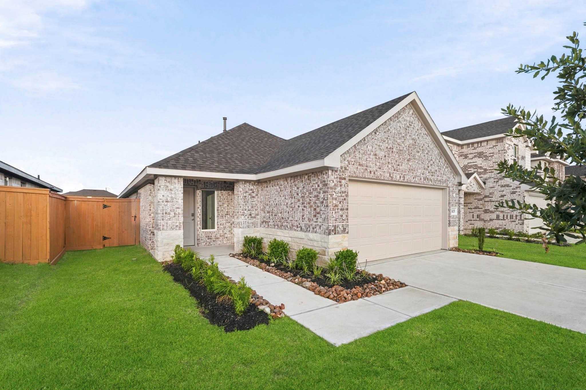 Listing photo 1