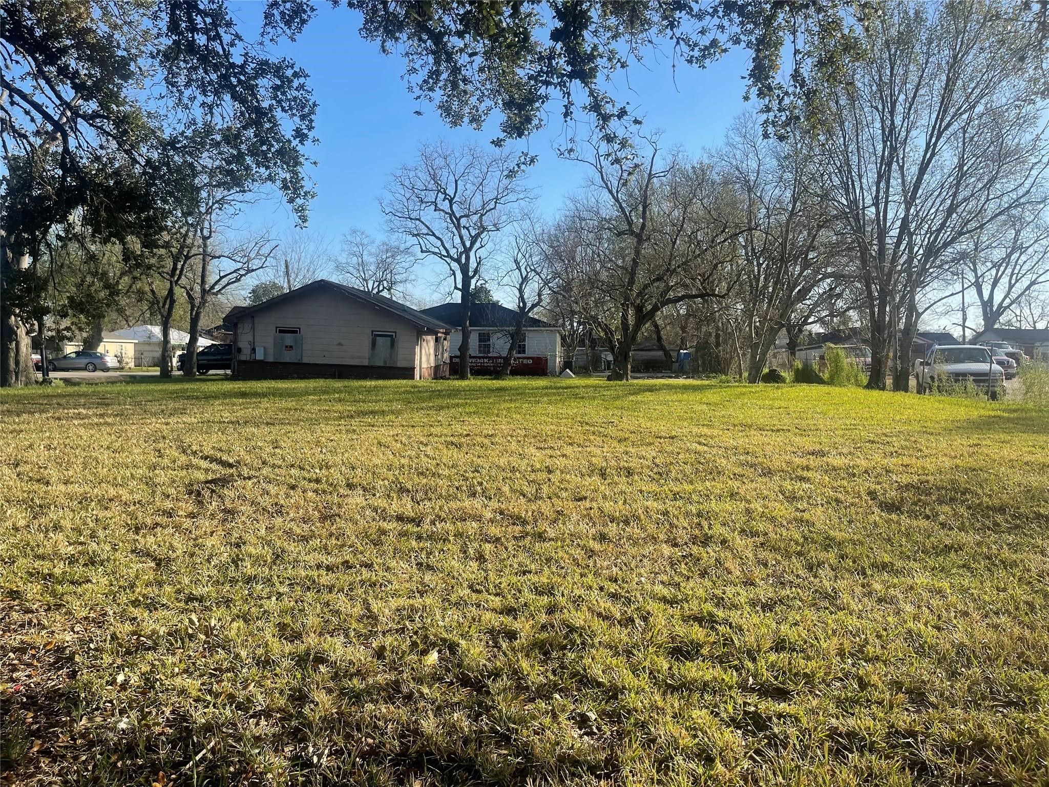 Listing photo 4