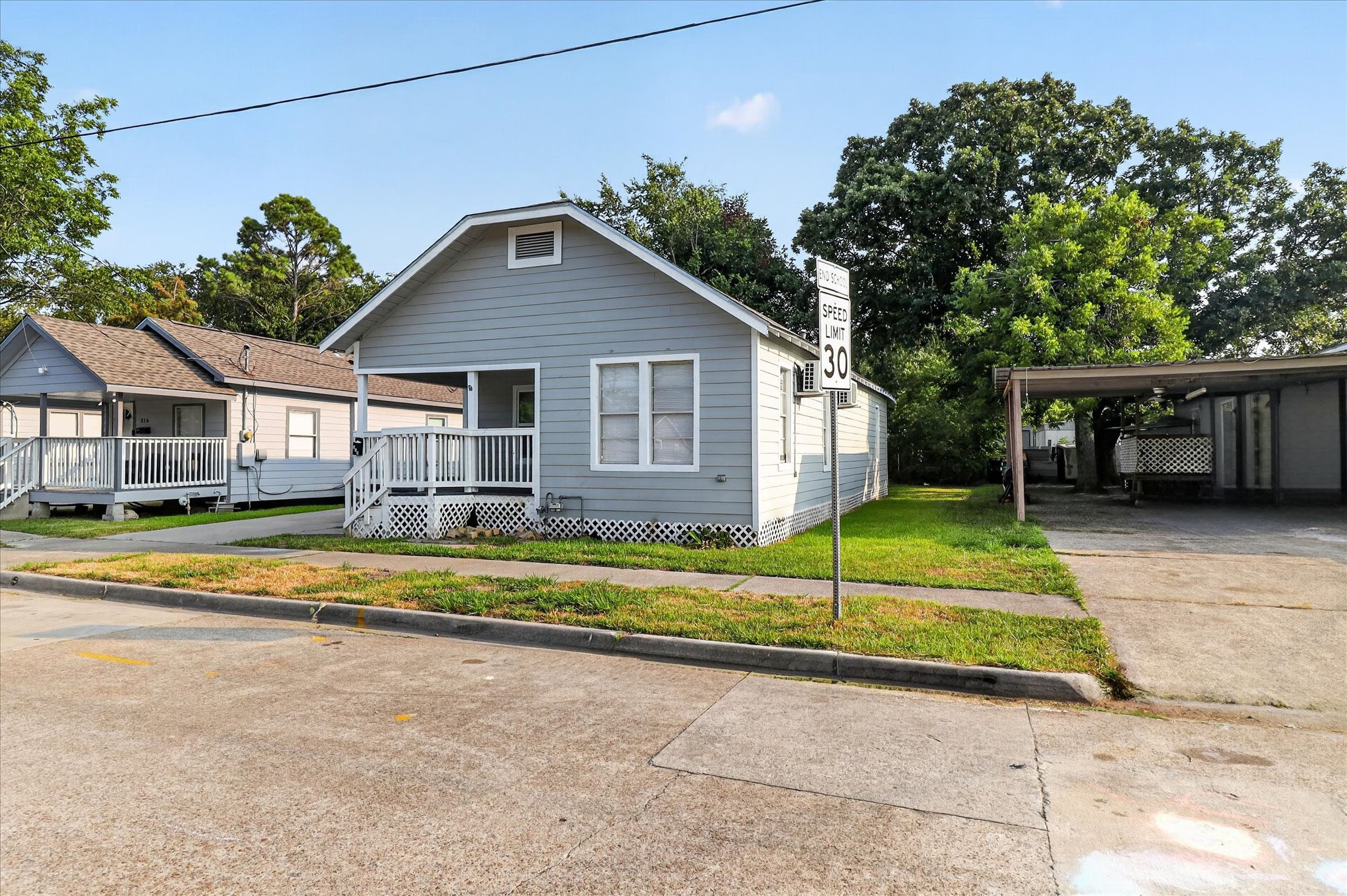 Listing photo 4