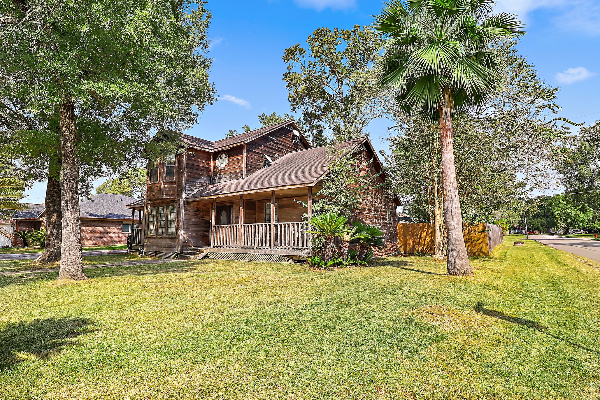 Listing photo 3