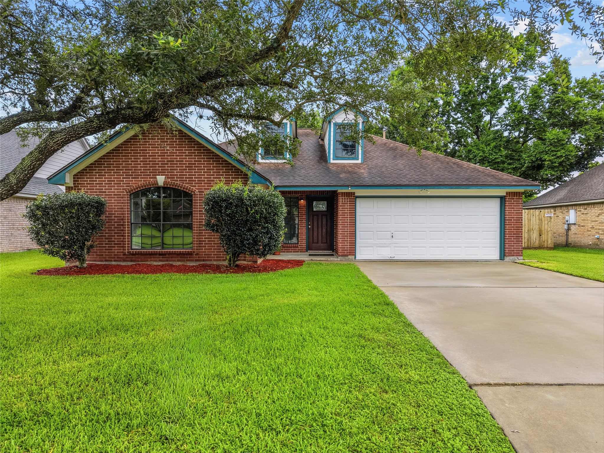 Listing photo 1