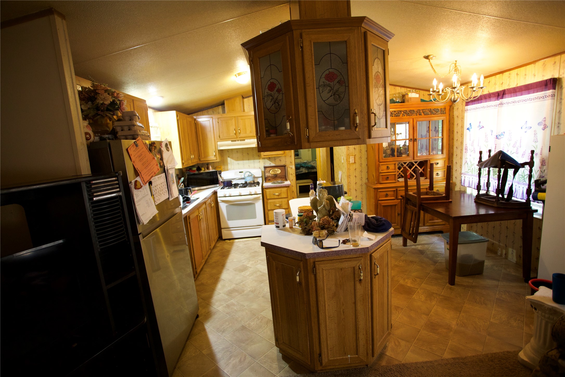 Listing photo 3