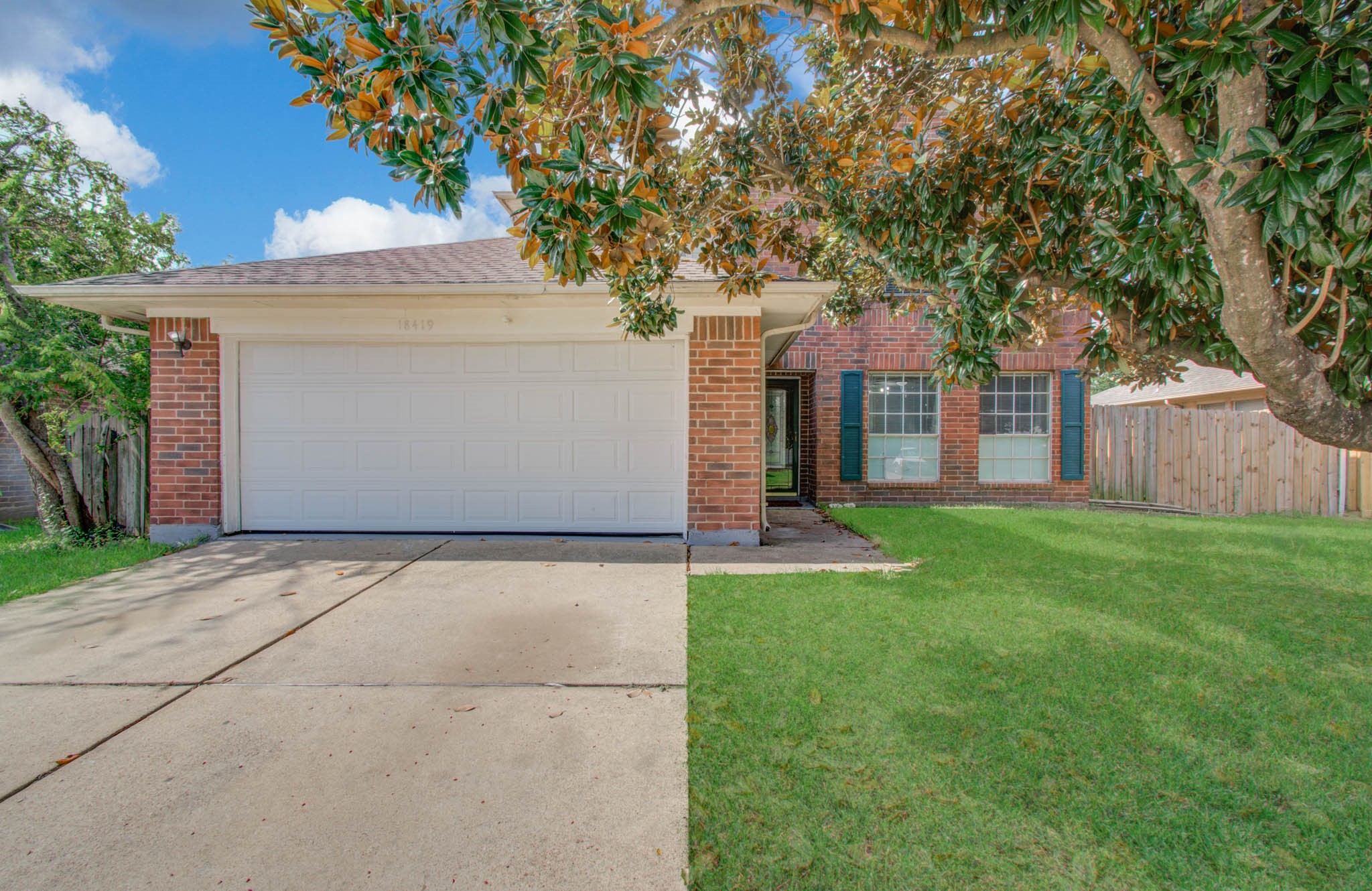 Listing photo 1