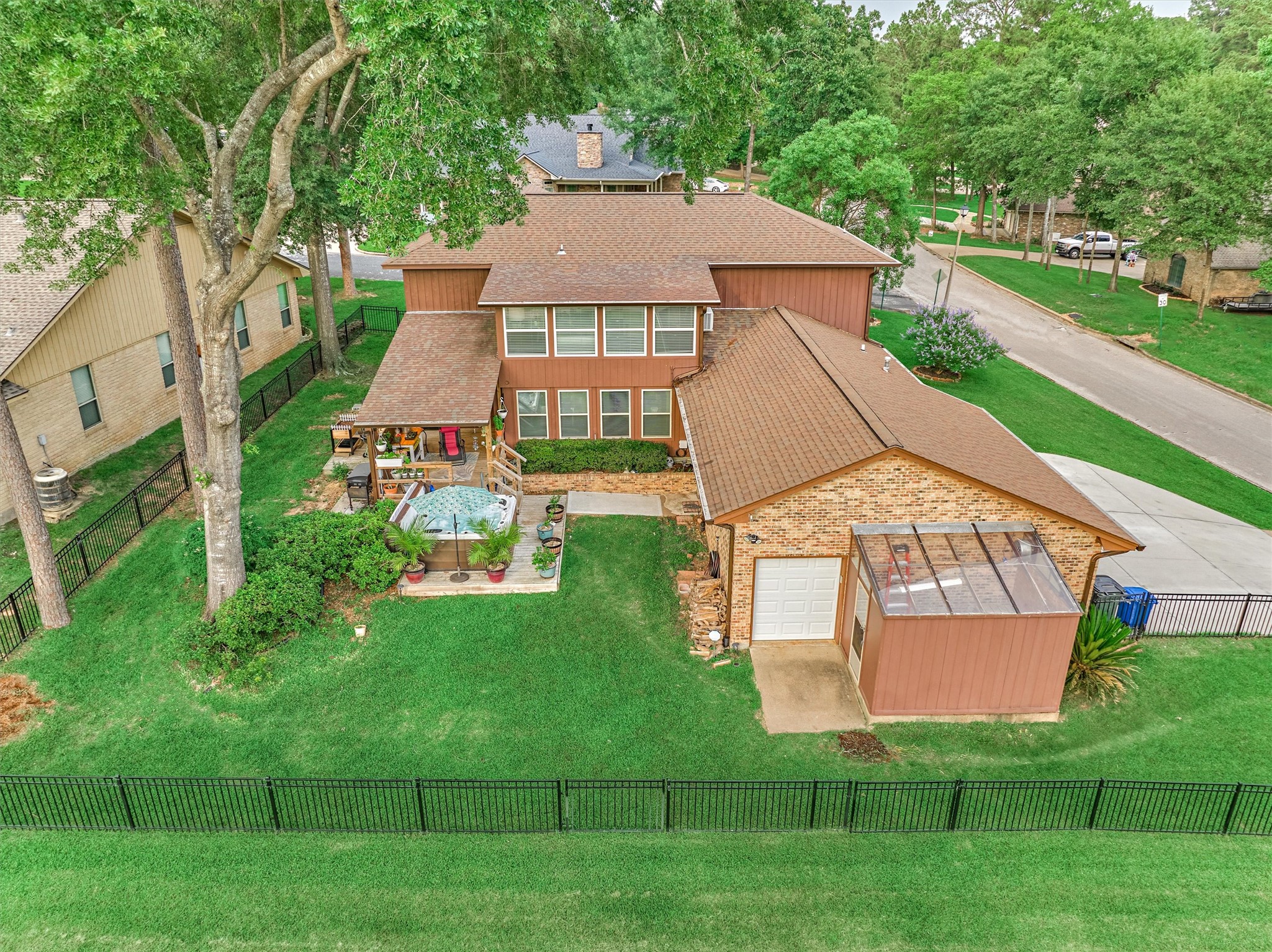 Listing photo 5
