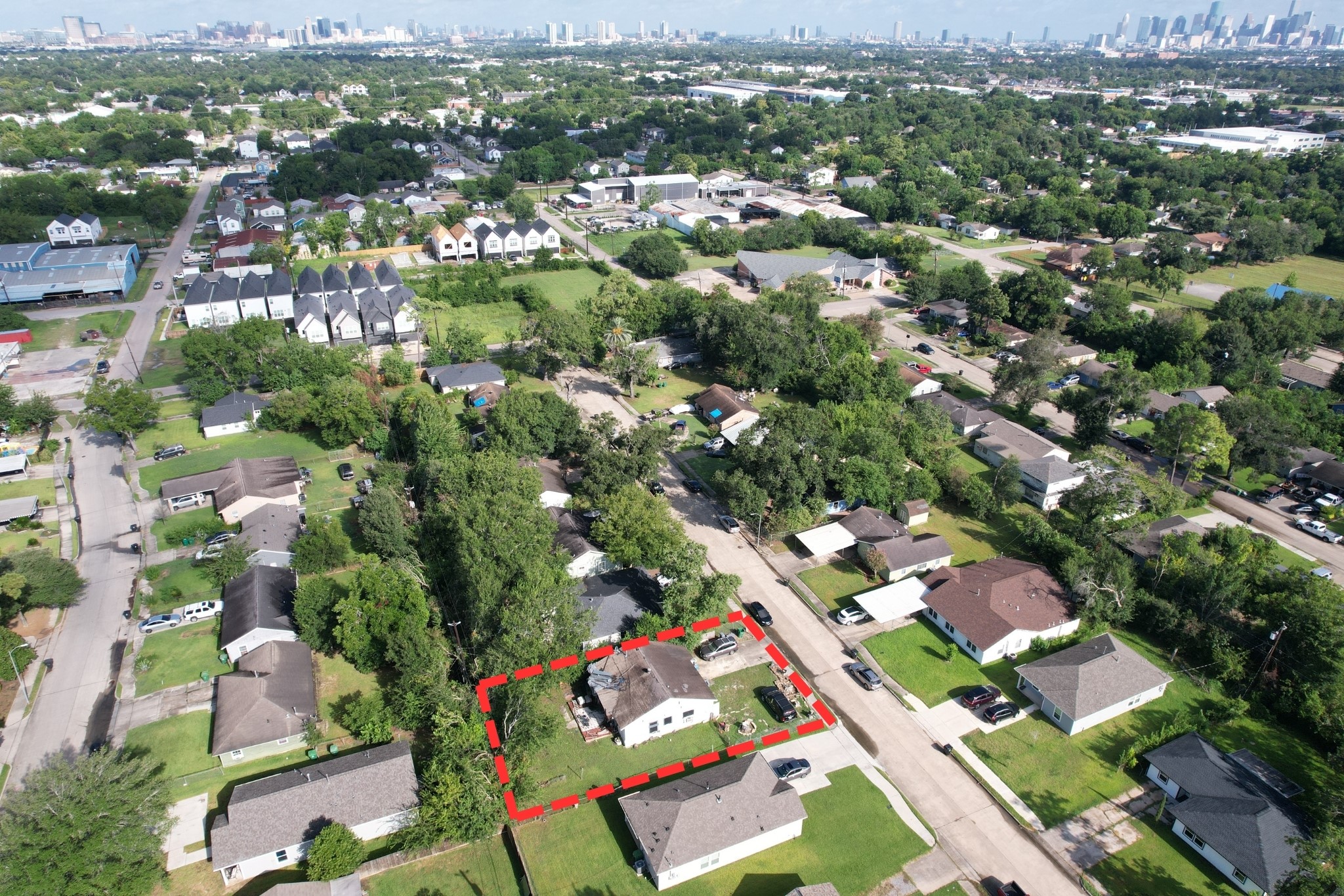Listing photo 3