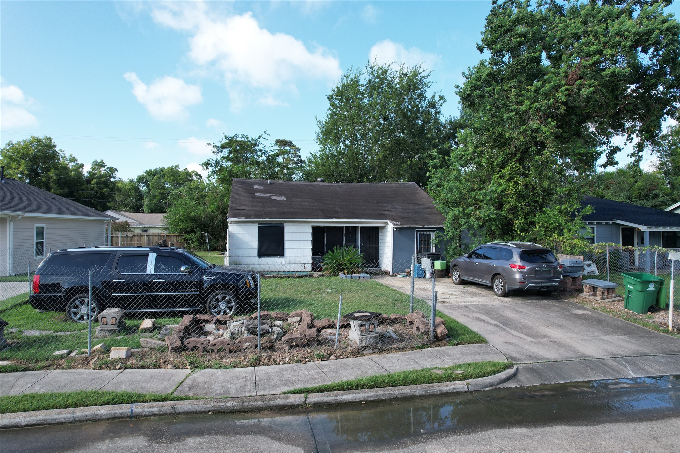 Listing photo 5
